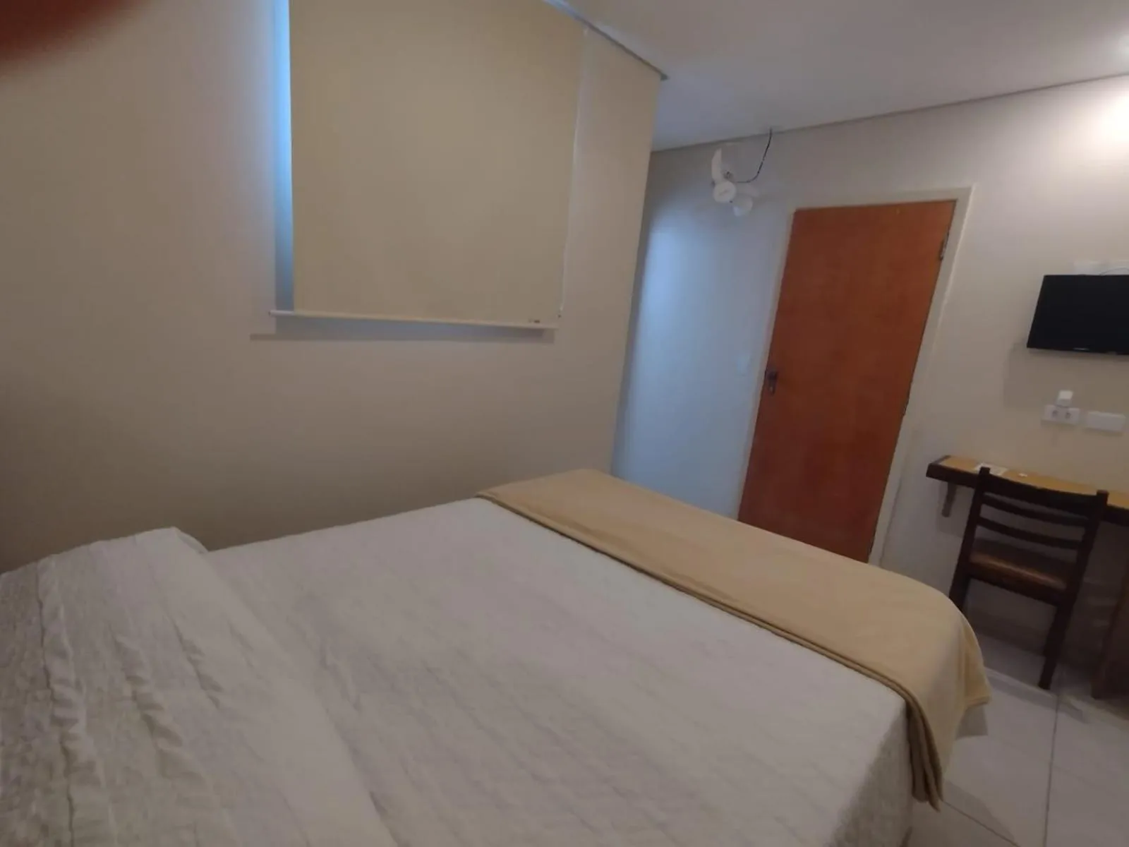 Bed in Hotel Plaza Olido