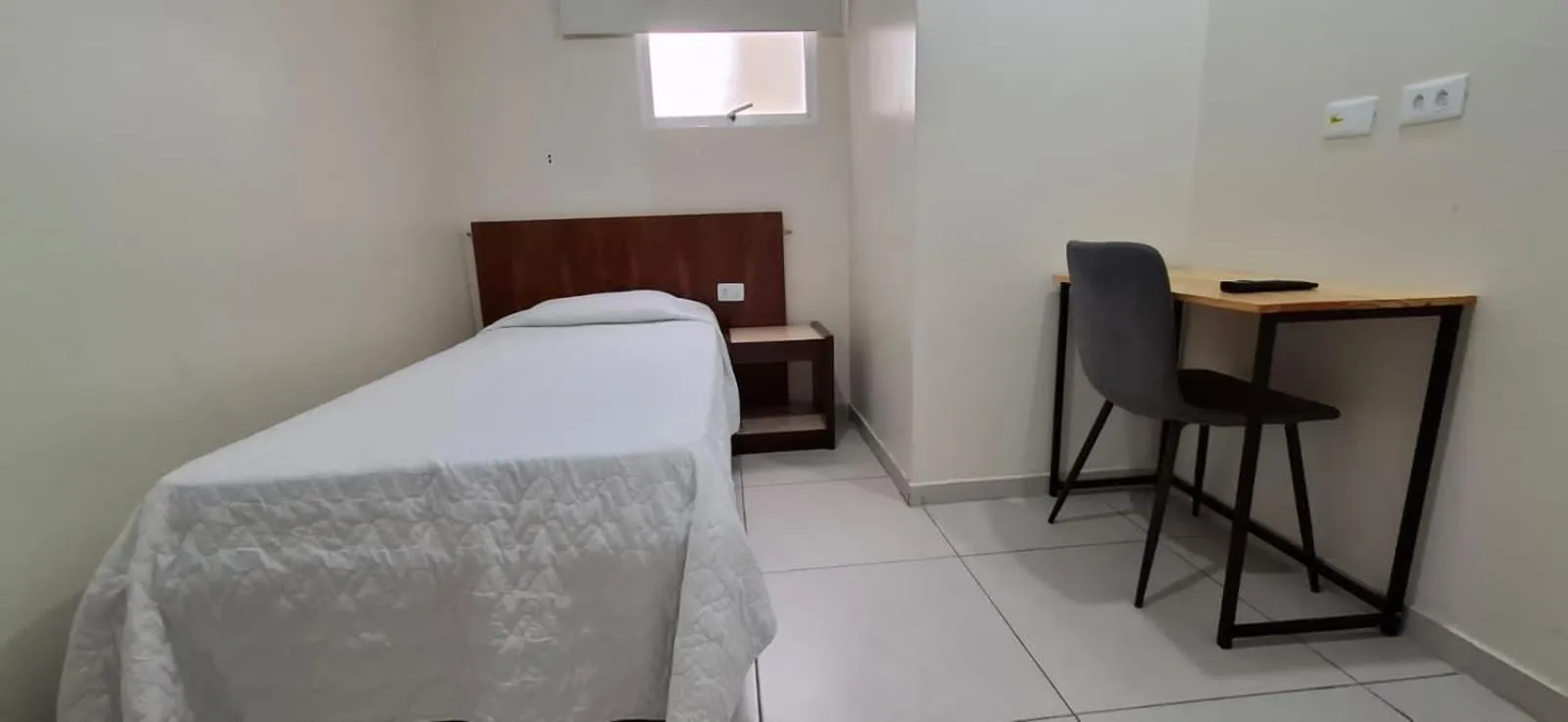 Bed in Hotel Plaza Olido