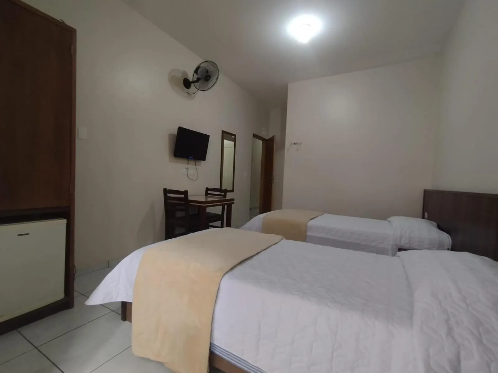 Bed in Hotel Plaza Olido