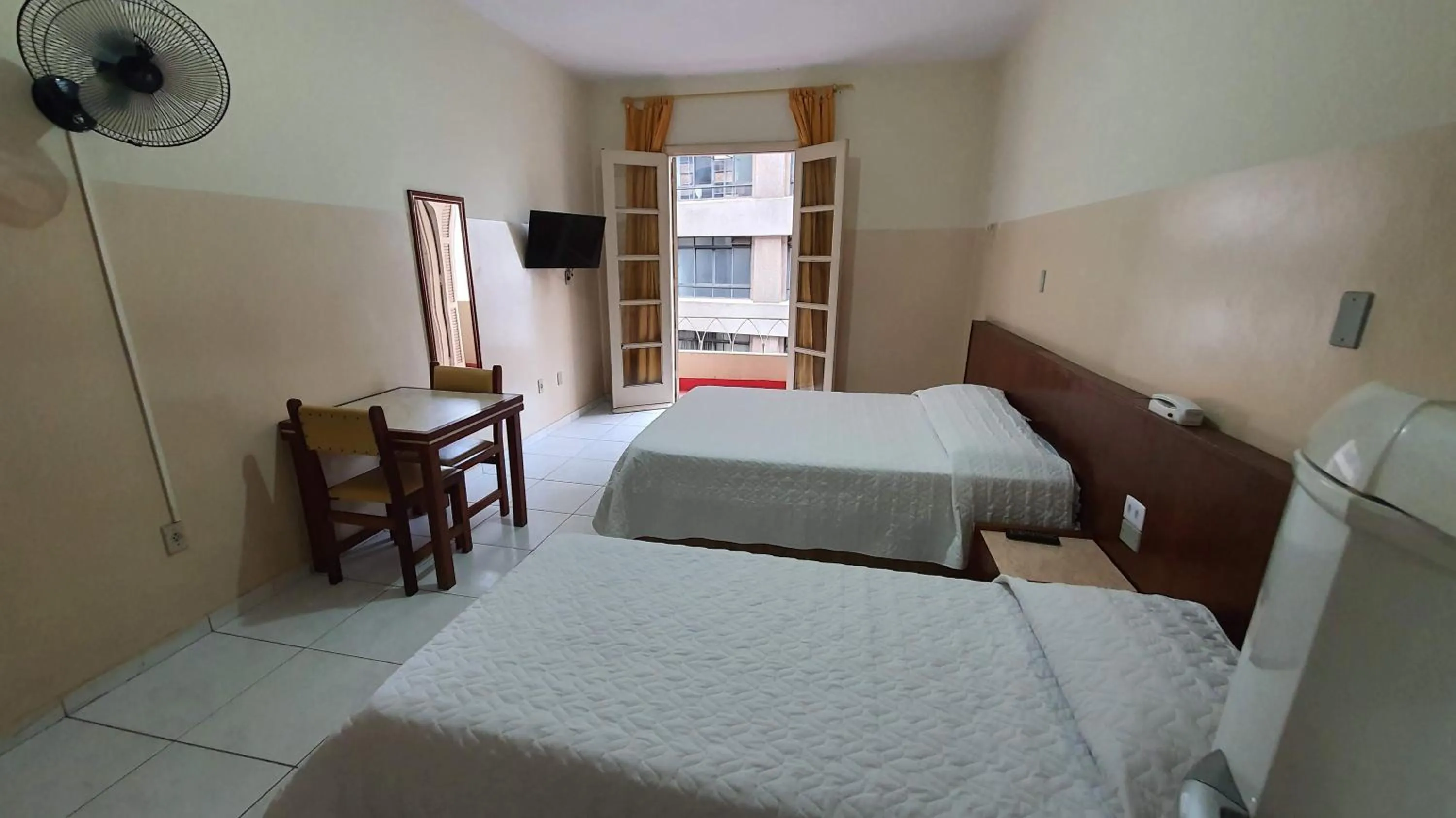 Bed in Hotel Plaza Olido