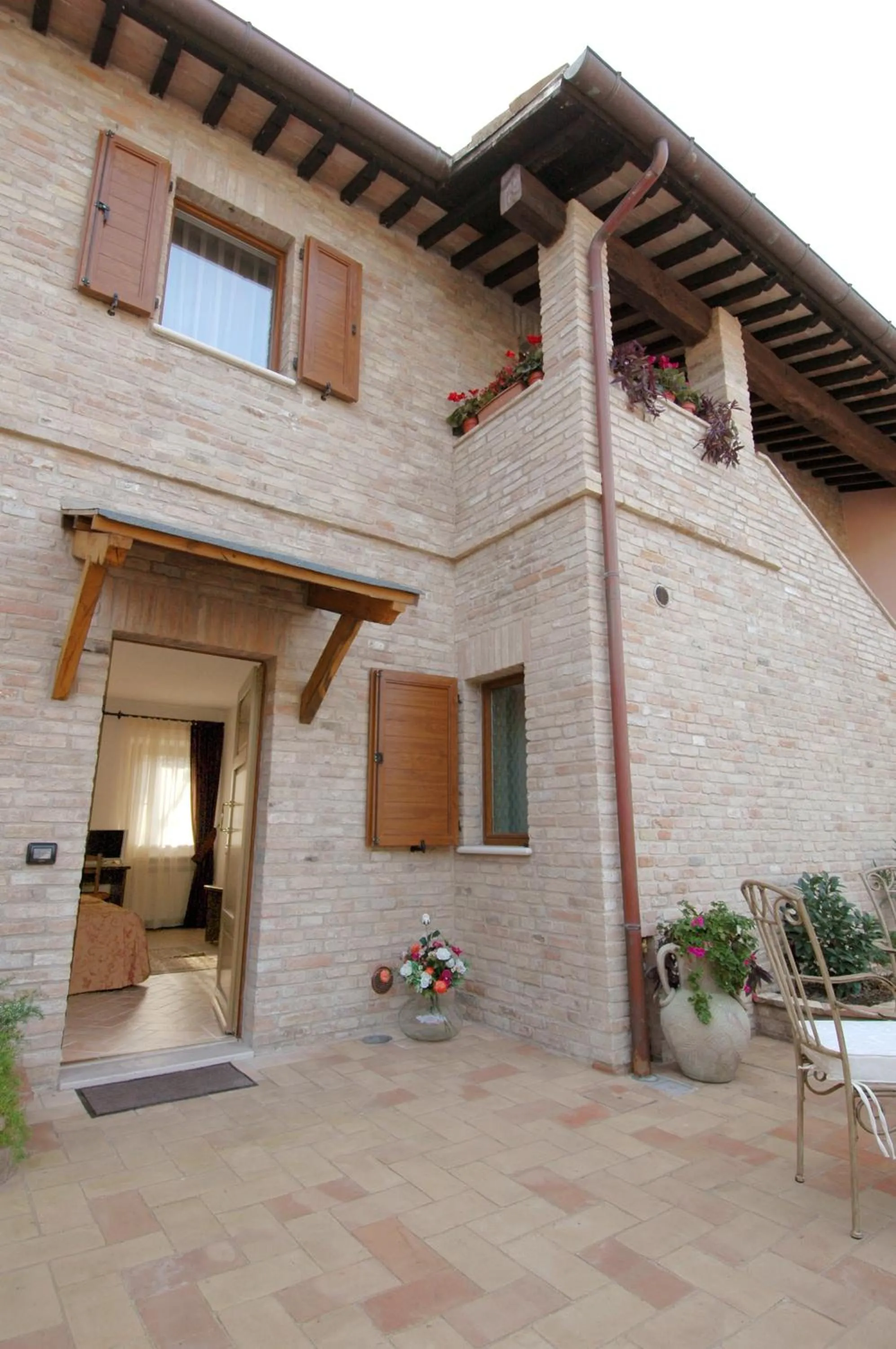 Facade/entrance in Colleverde Country House & SPA Urbino