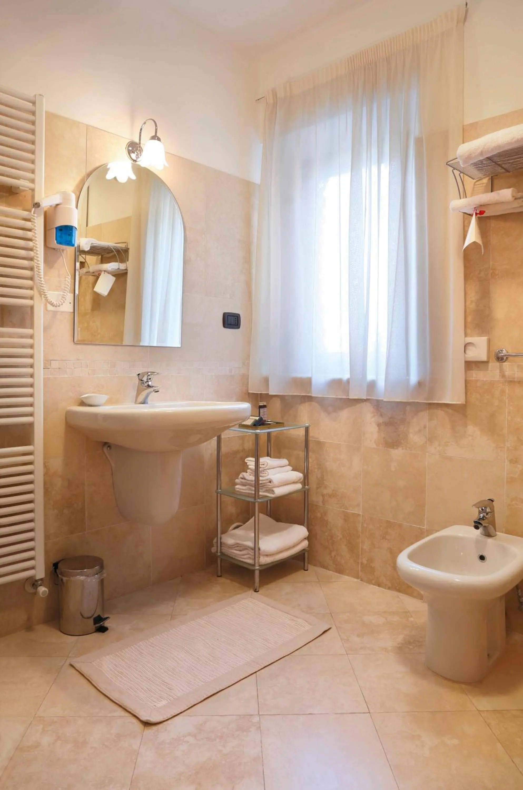 Bathroom in Colleverde Country House & SPA Urbino