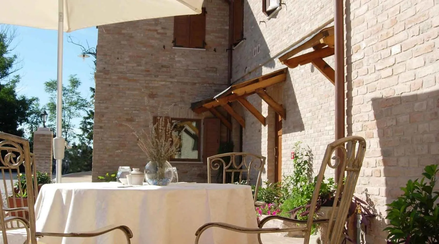 Balcony/Terrace in Colleverde Country House & SPA Urbino