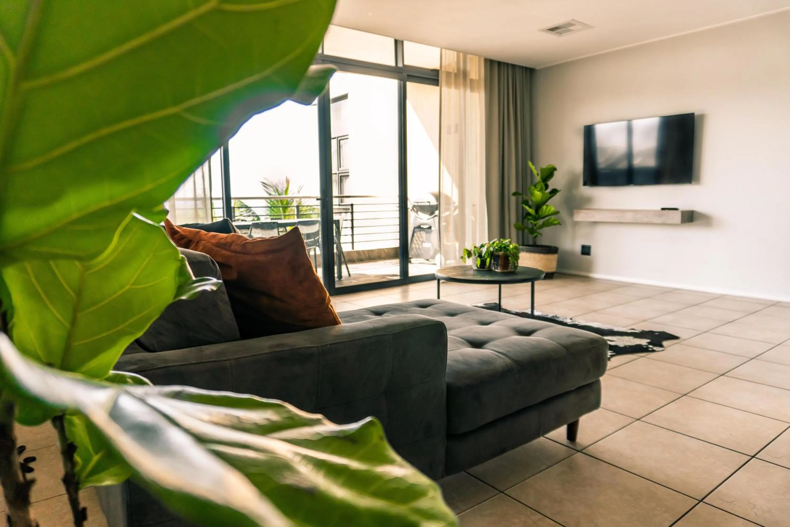Living room in Point Waterfront Apartments