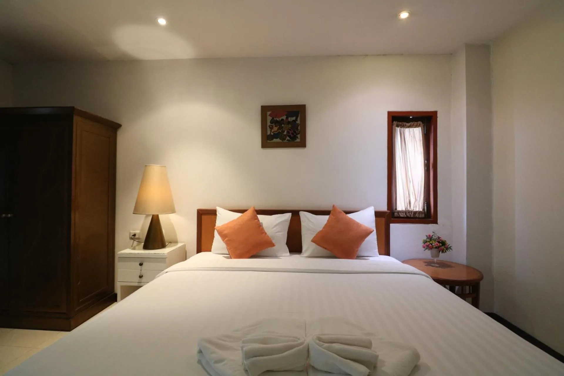 Bed in JL Bangkok Hotel