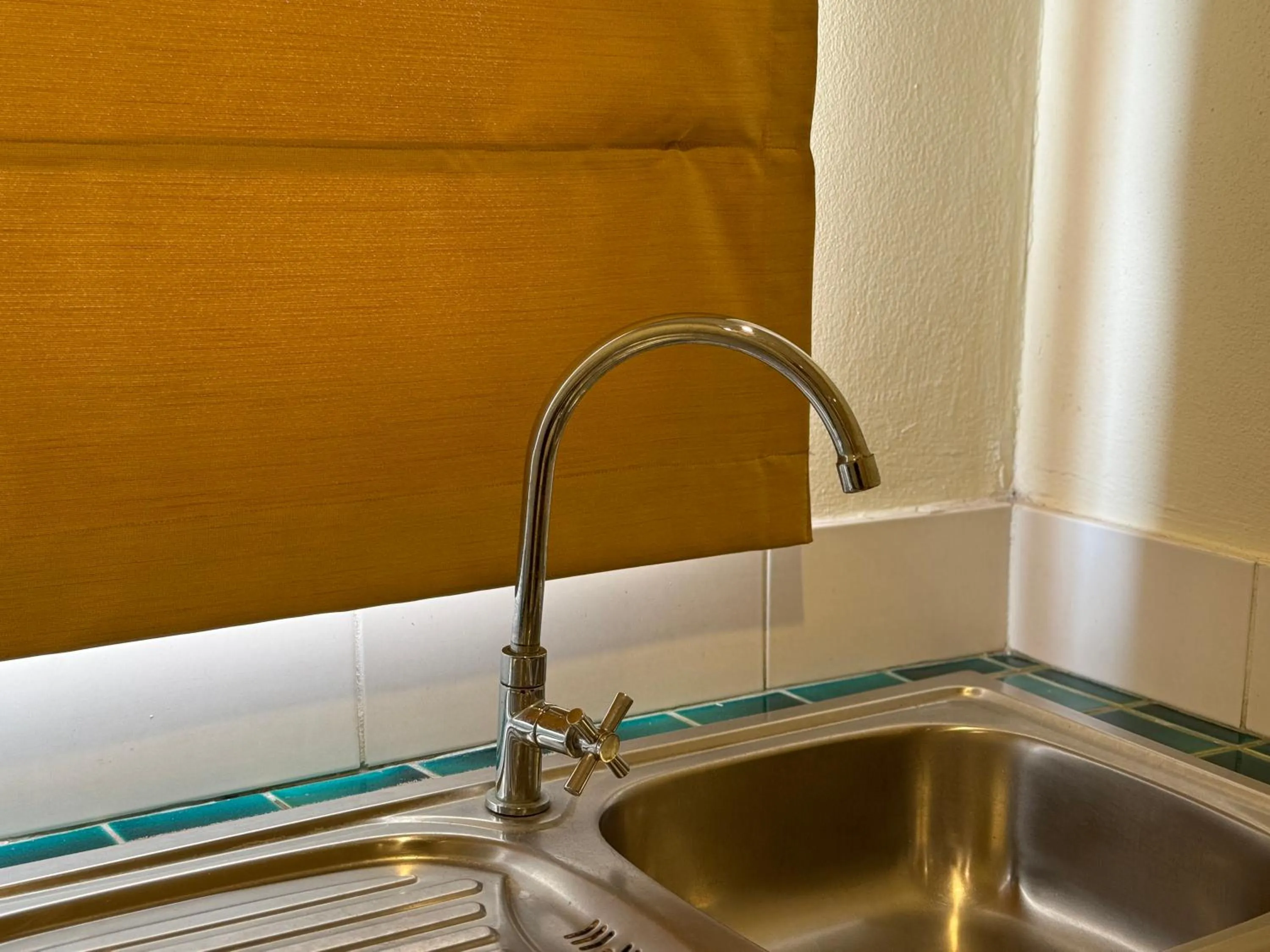 Kitchen or kitchenette in JL Bangkok Hotel