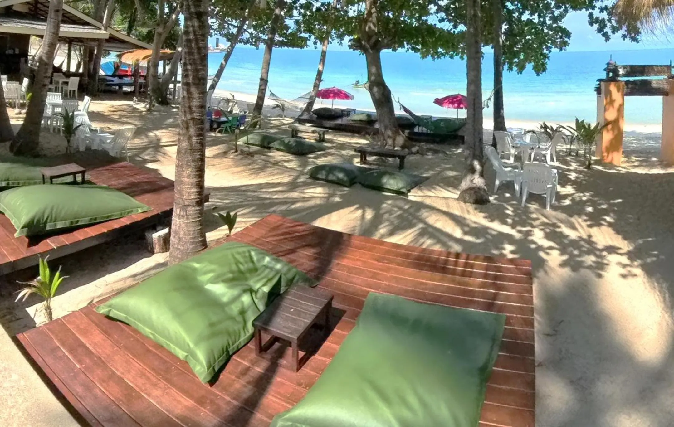 sunbed in The Hideaway Pariya Haad Yuan Ko Pha-ngan