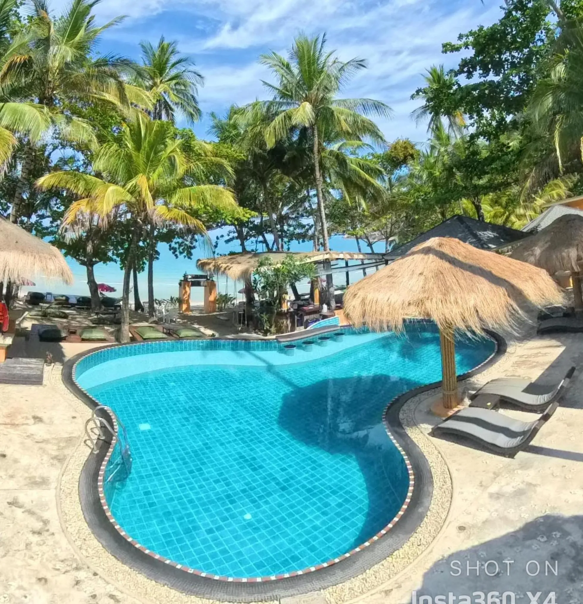Swimming pool in The Hideaway Pariya Haad Yuan Ko Pha-ngan