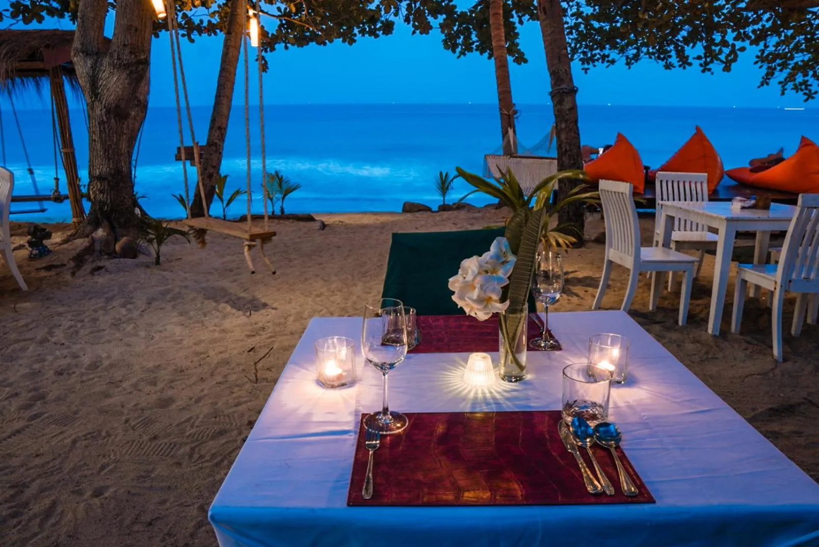 Dining area in The Hideaway Pariya Haad Yuan Ko Pha-ngan