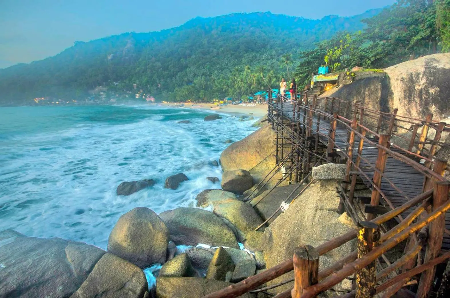 Nearby landmark in The Hideaway Pariya Haad Yuan Ko Pha-ngan