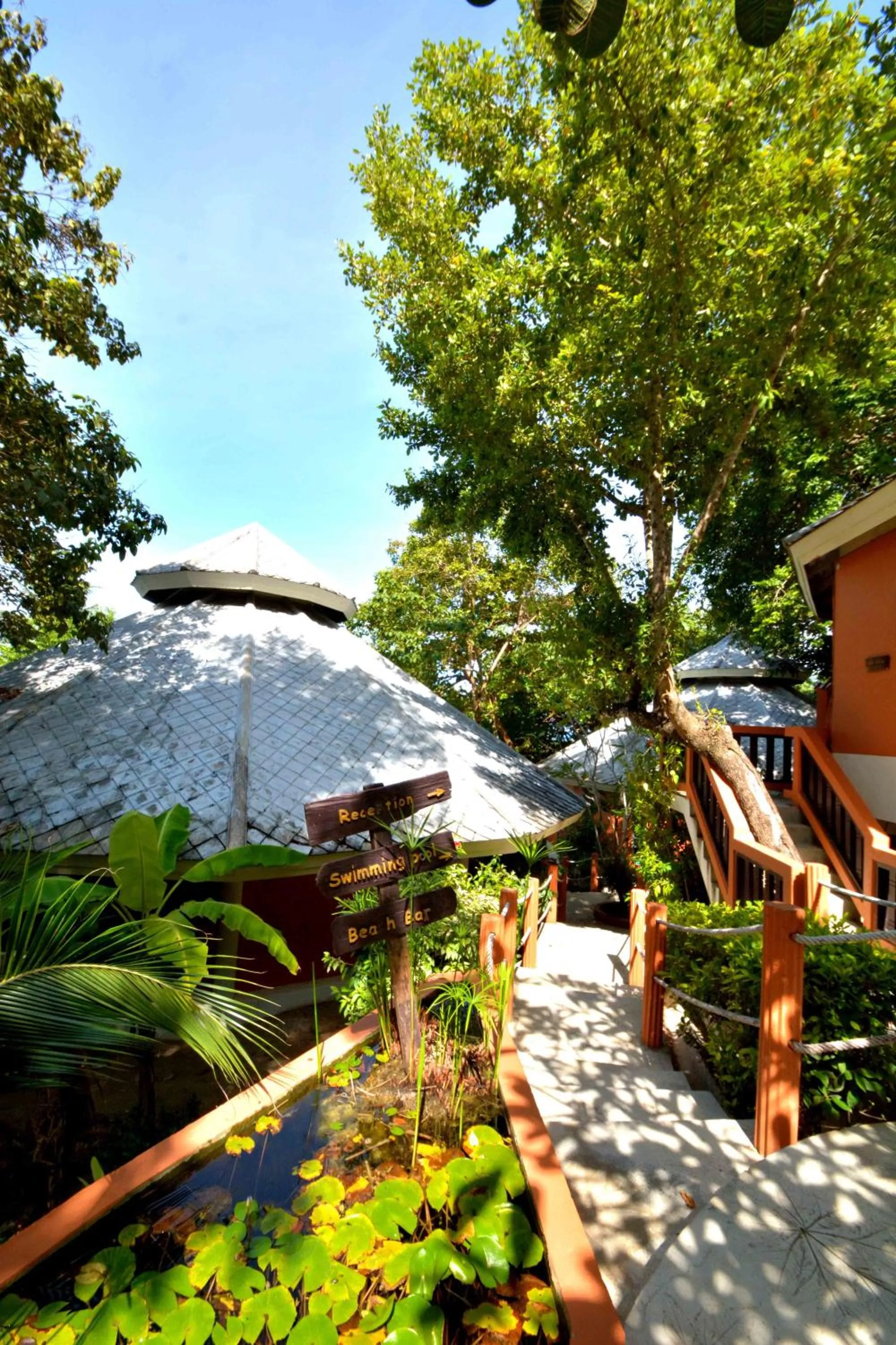 Property building in The Hideaway Pariya Haad Yuan Ko Pha-ngan