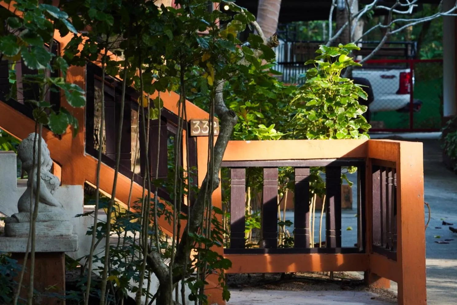 Property building in The Hideaway Pariya Haad Yuan Ko Pha-ngan