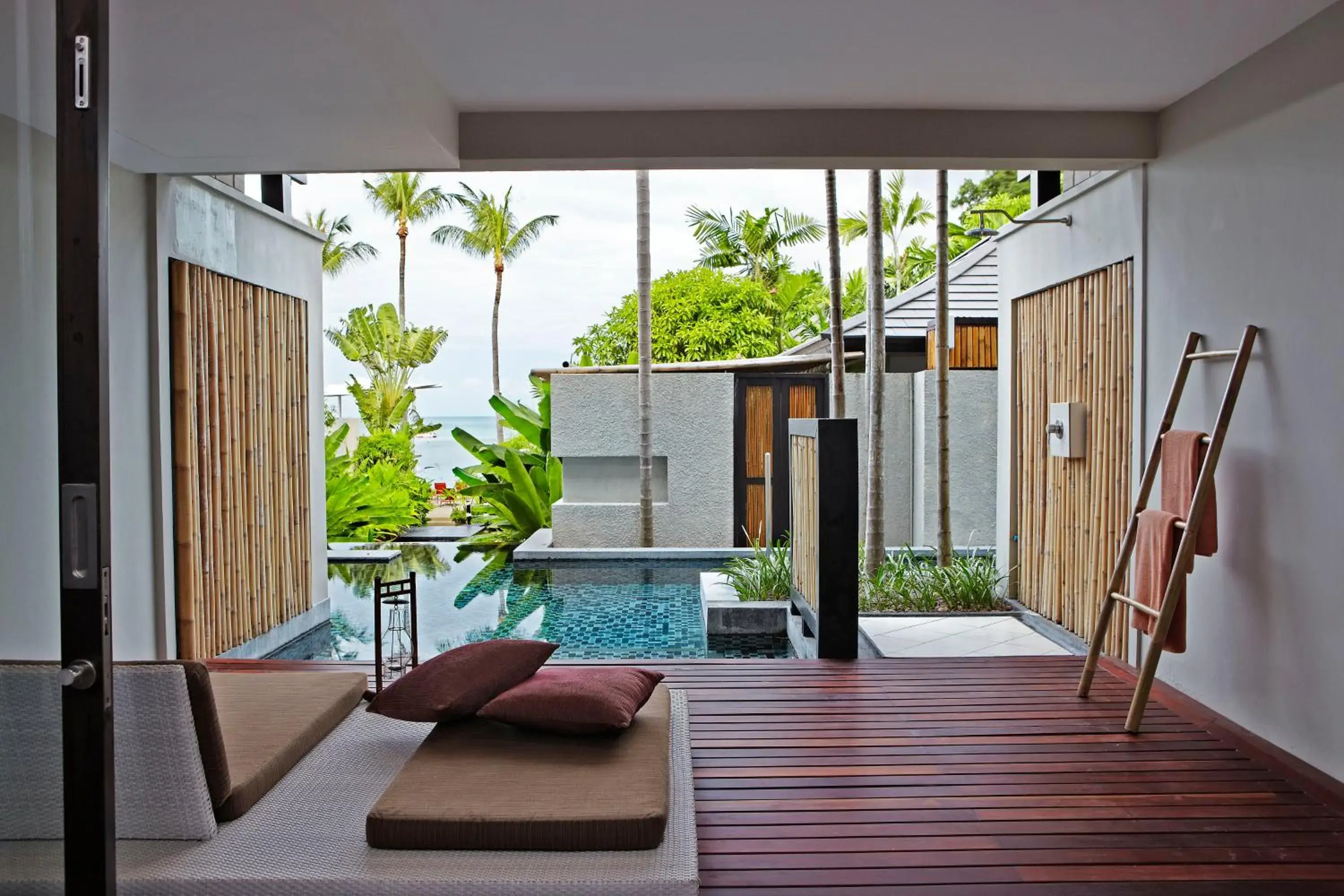 Luxury Suite with Pool Access in Sareeraya Villas & Suites Luxury Suite with Pool Access in Sareeraya Villas & Suites