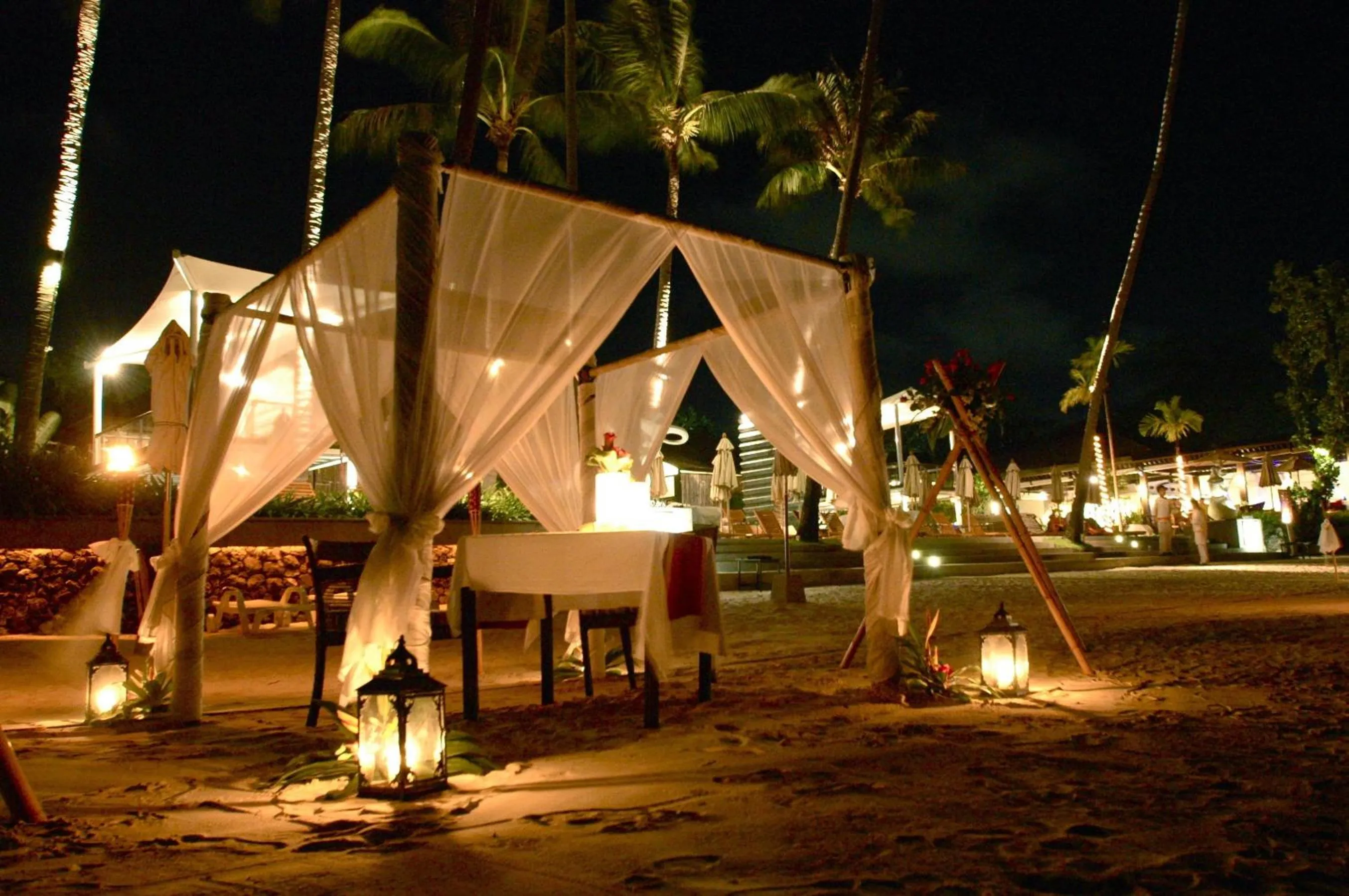 Restaurant/places to eat in Sareeraya Villas & Suites