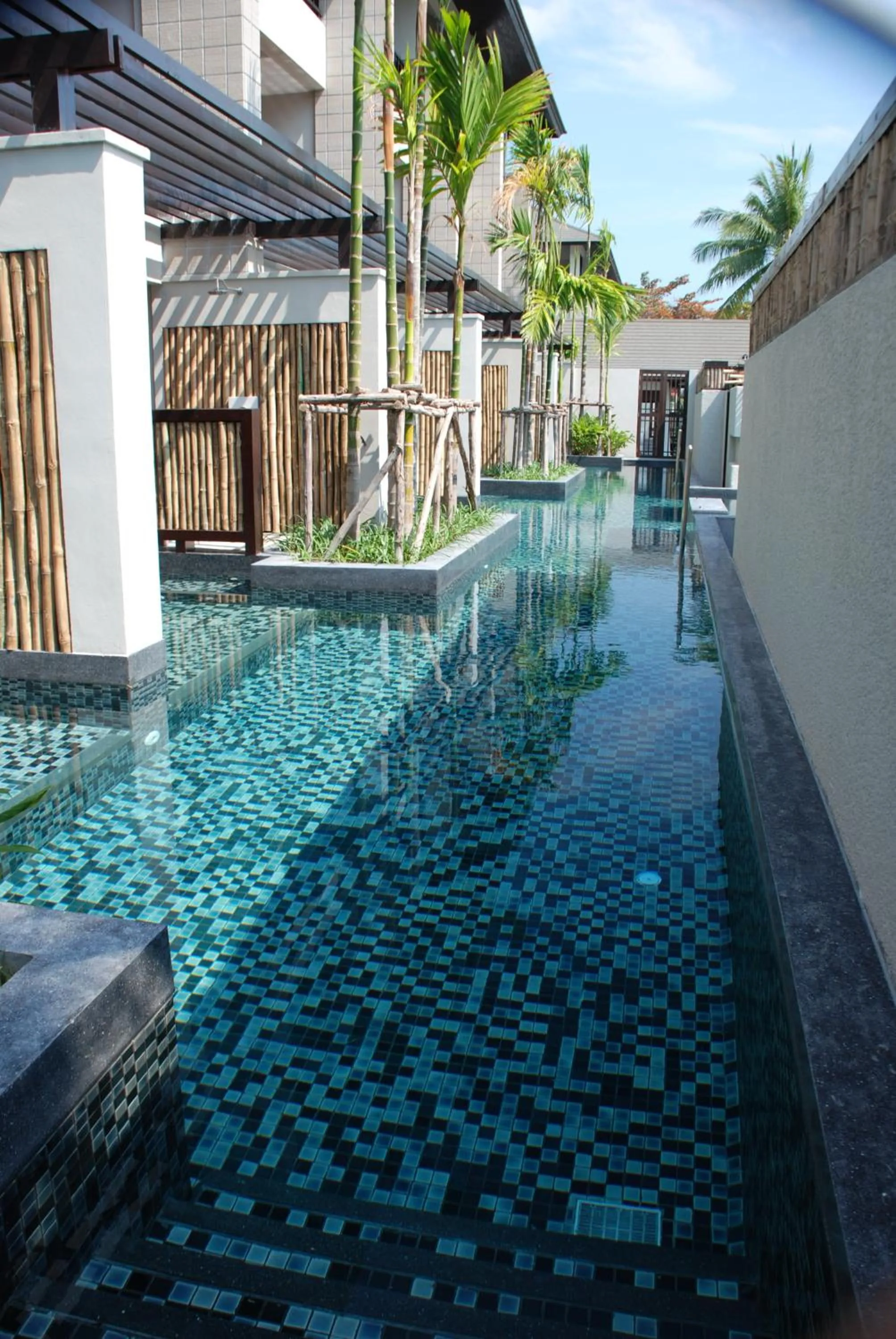 Swimming pool in Sareeraya Villas & Suites