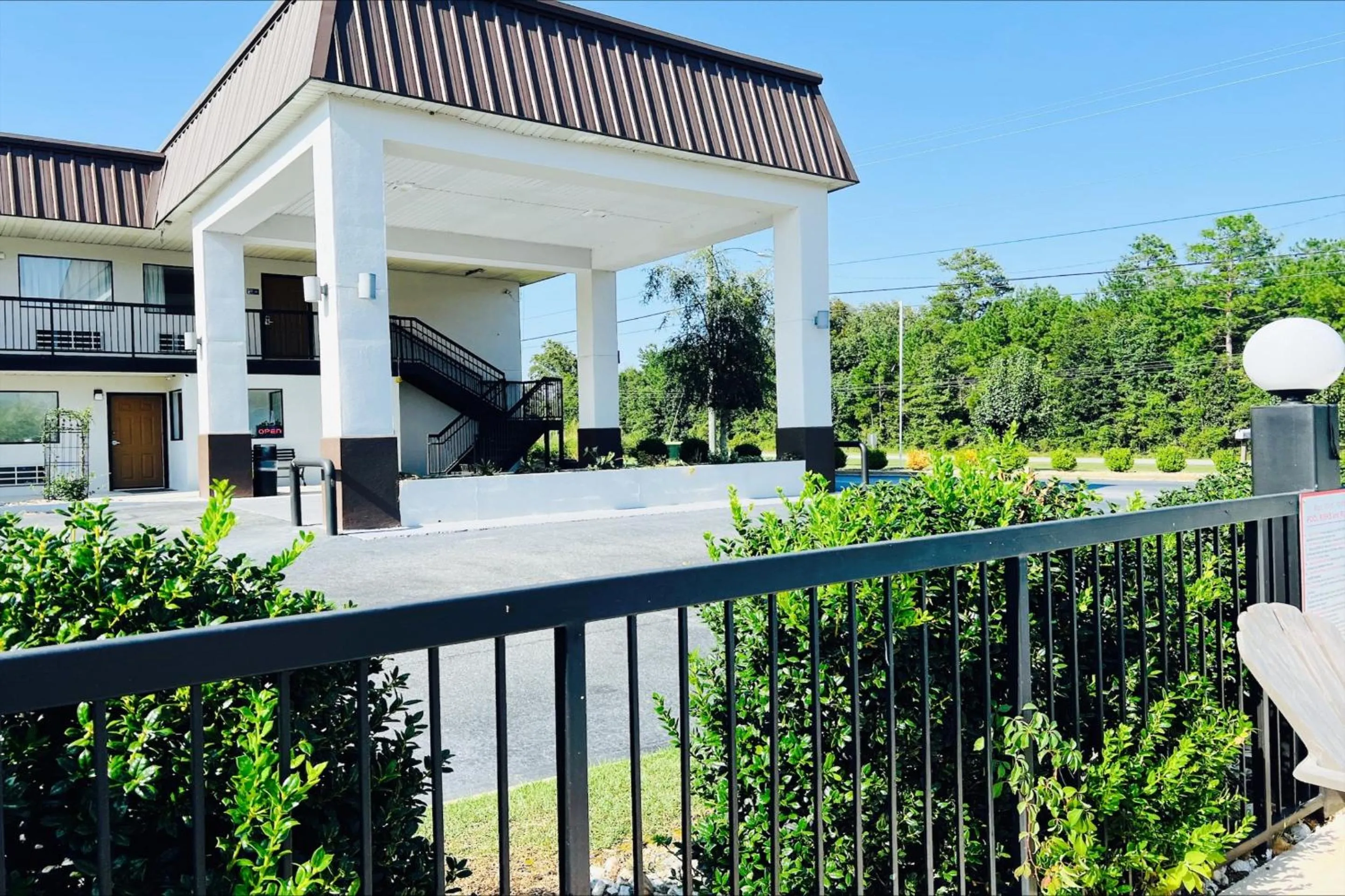 Property building in Western Motel, Thomasville