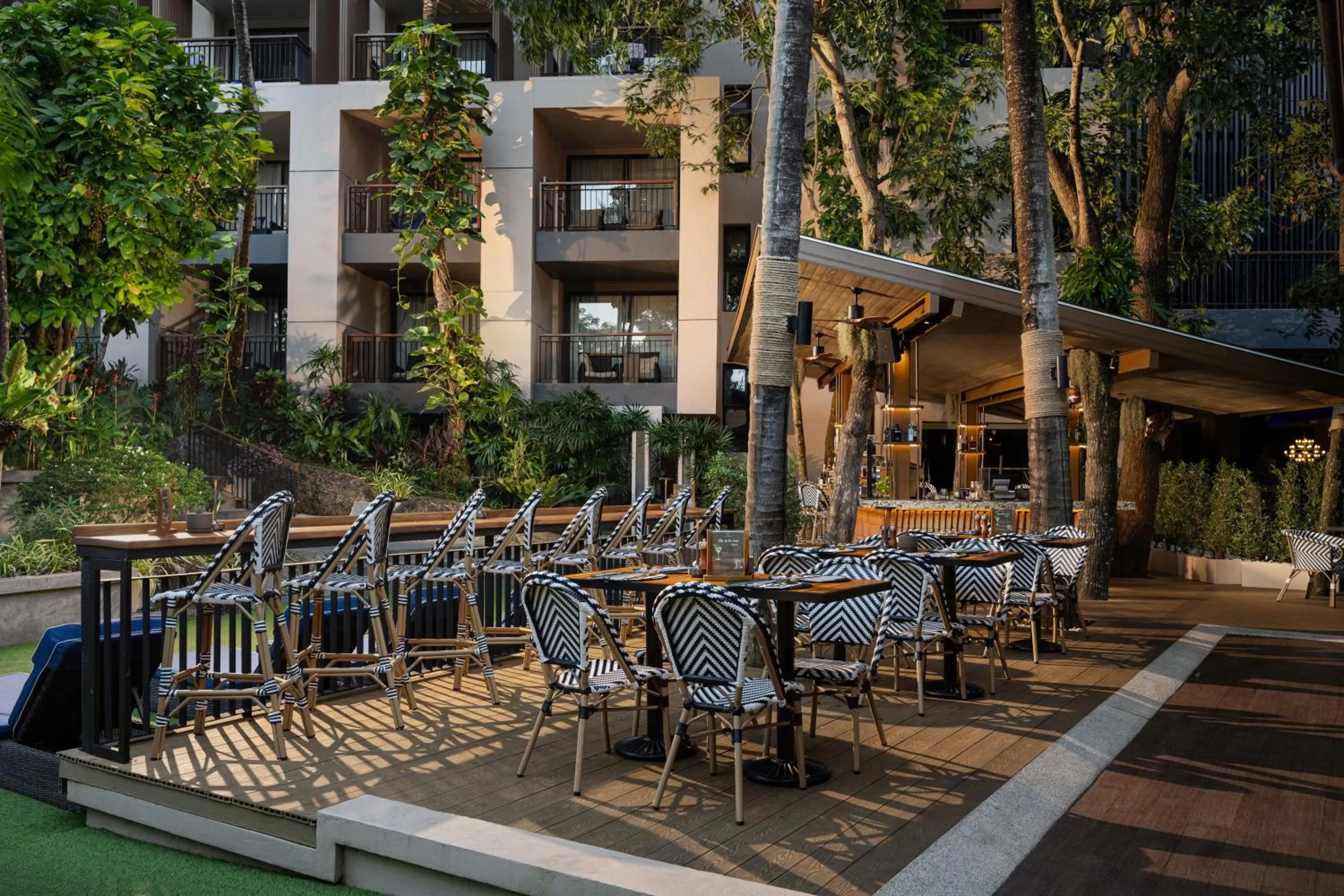 Restaurant/places to eat in Novotel Phuket Kata Avista Resort and Spa