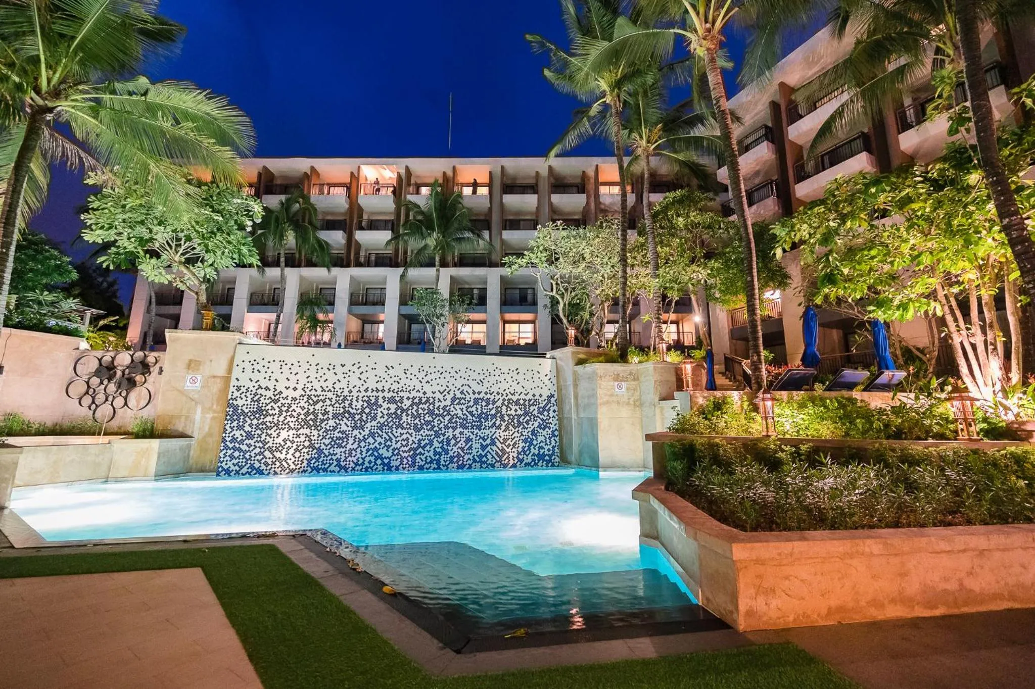 Swimming pool in Novotel Phuket Kata Avista Resort and Spa