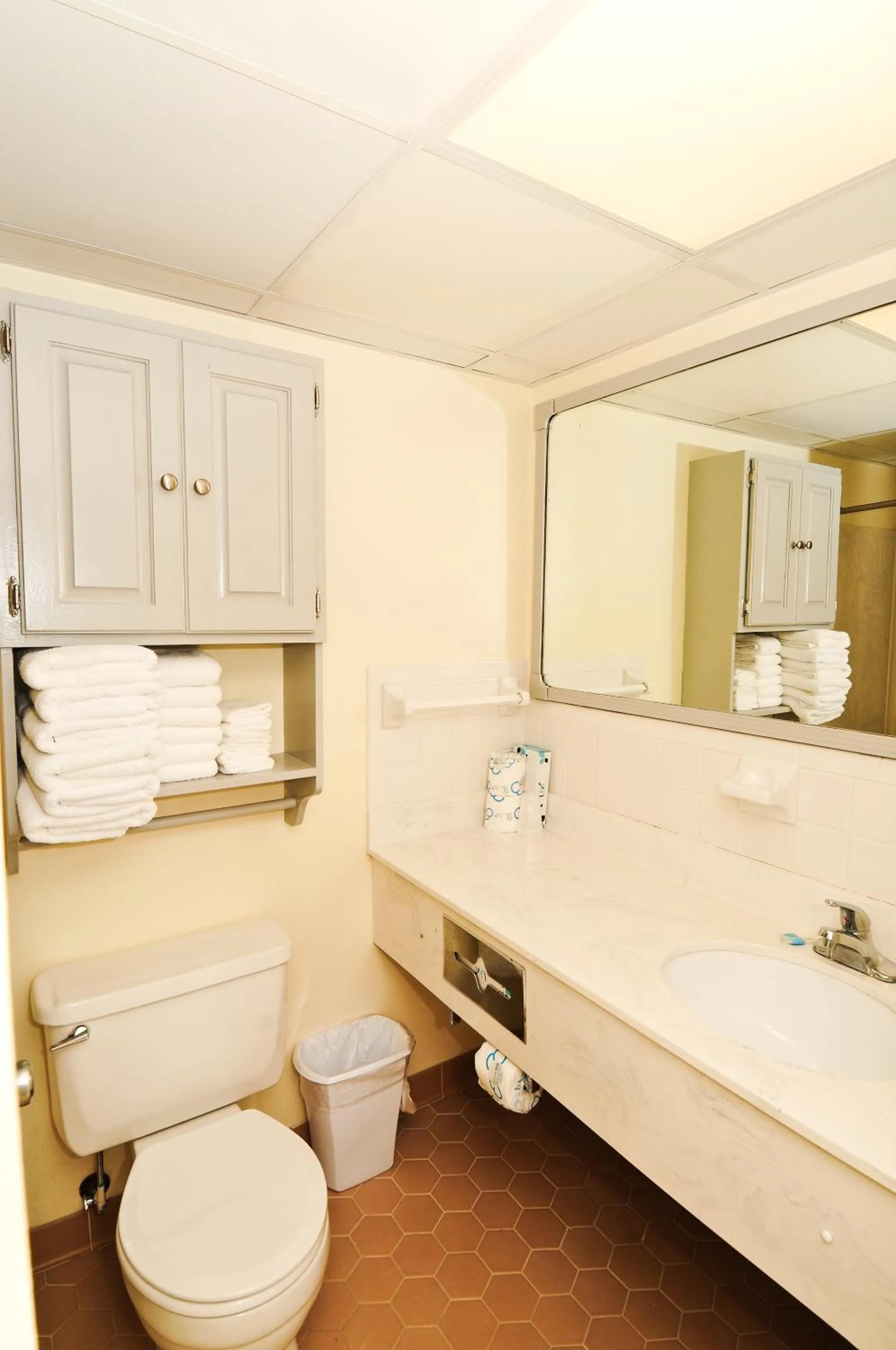 Toilet in Holiday Sands South