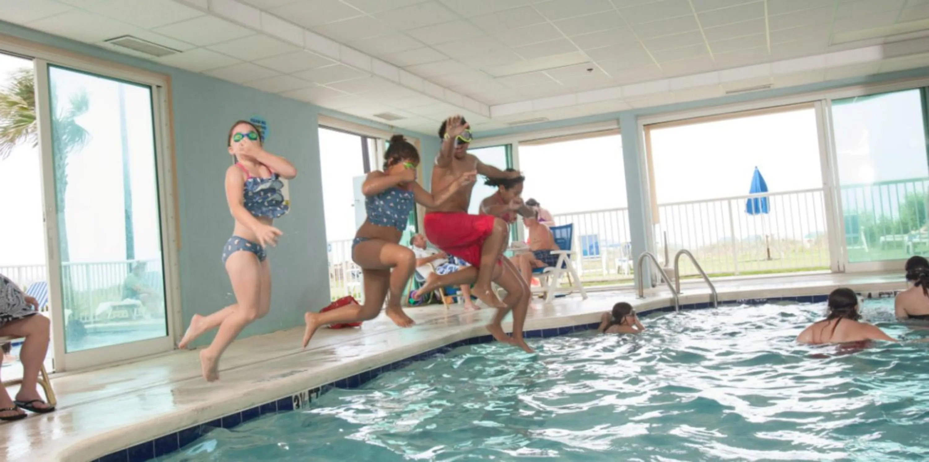 Swimming pool in Holiday Sands South