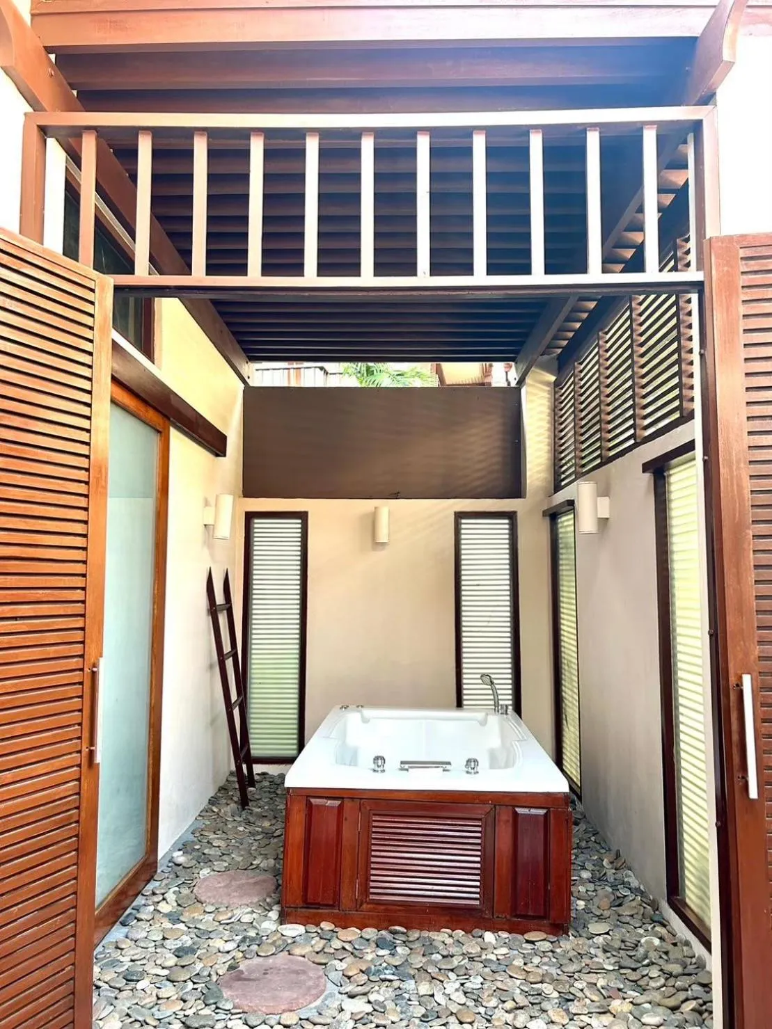 Bath in The Sarann Koh Samui, Suites & Villas