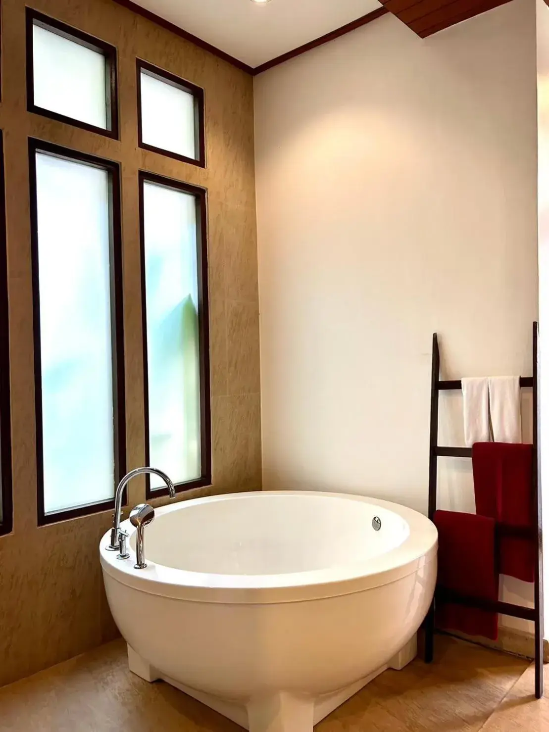 Villa with Spa Bath in The Sarann, Koh Samui - Suites & Villas Villa with Spa Bath in The Sarann, Koh Samui - Suites & Villas