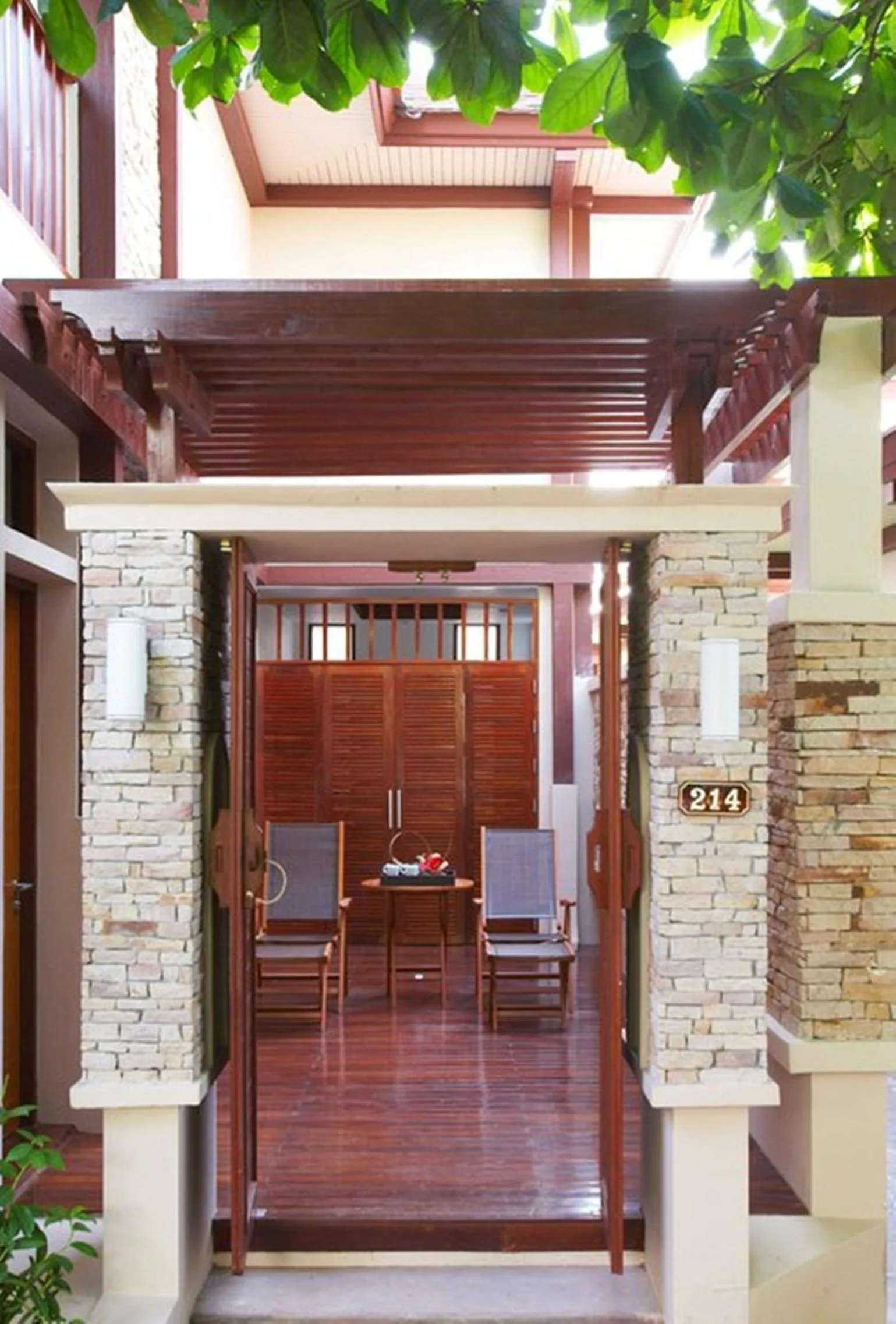 Facade/entrance in The Sarann Koh Samui, Suites & Villas