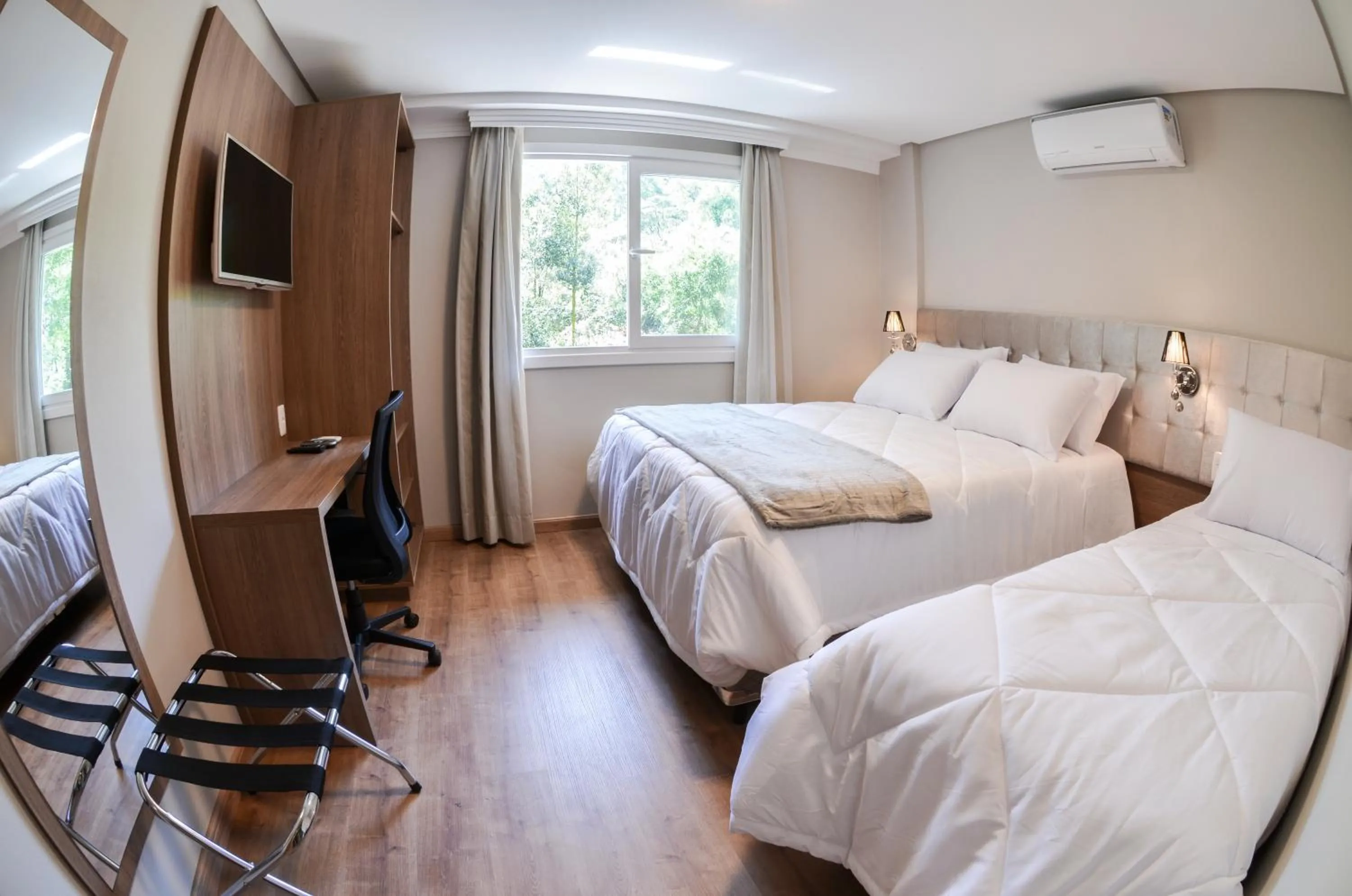 Bedroom, Bed in Viena Flats