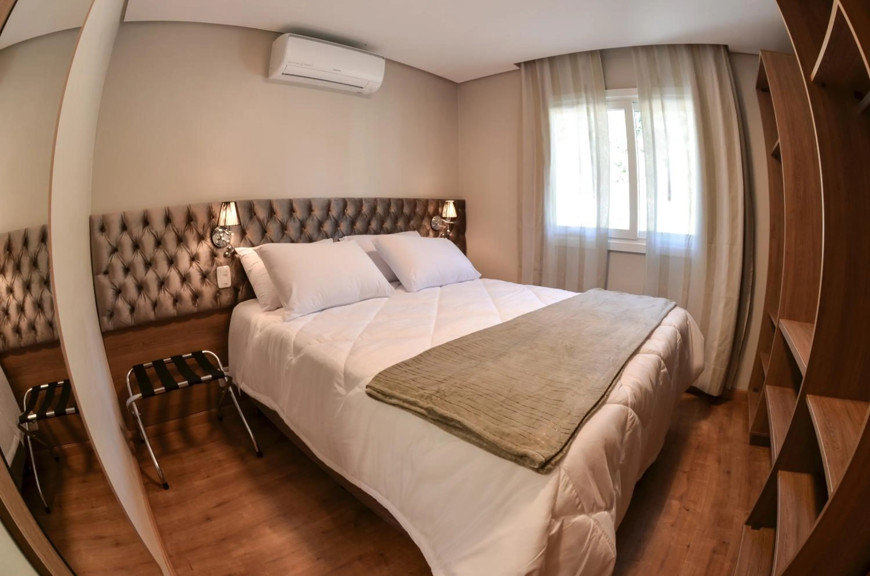 Bedroom, Bed in Viena Flats