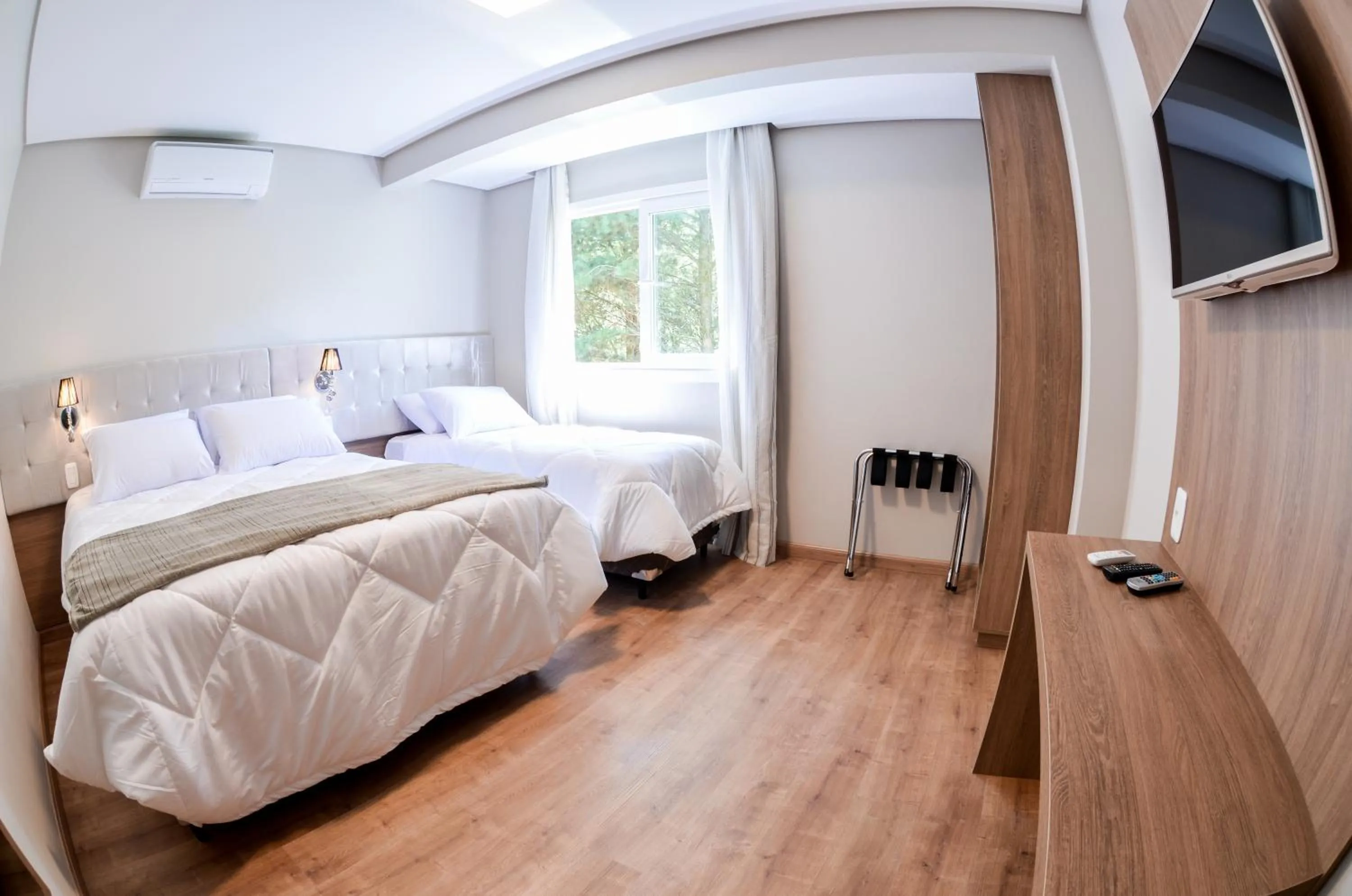Bedroom, Bed in Viena Flats