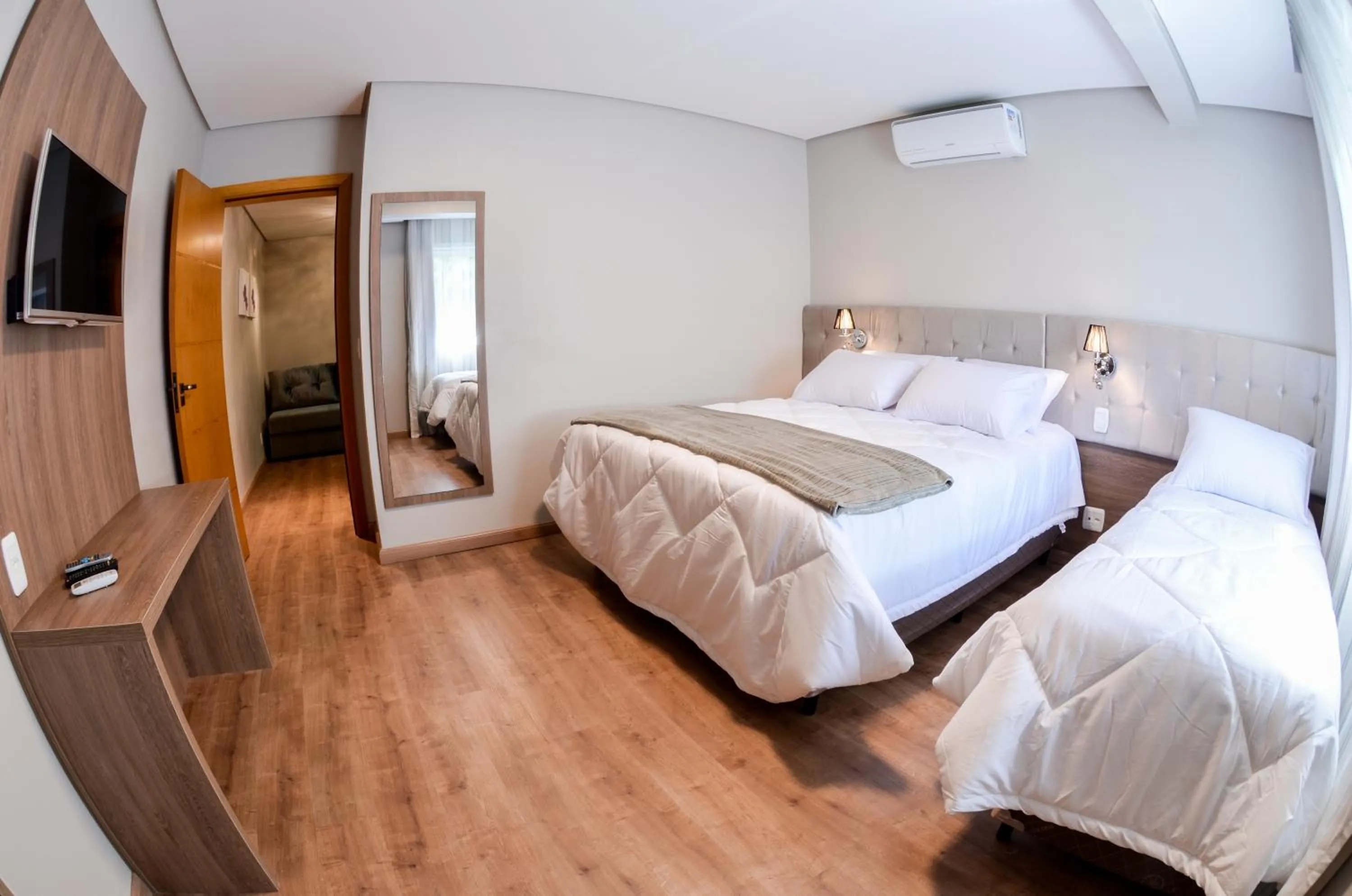 Bedroom, Bed in Viena Flats