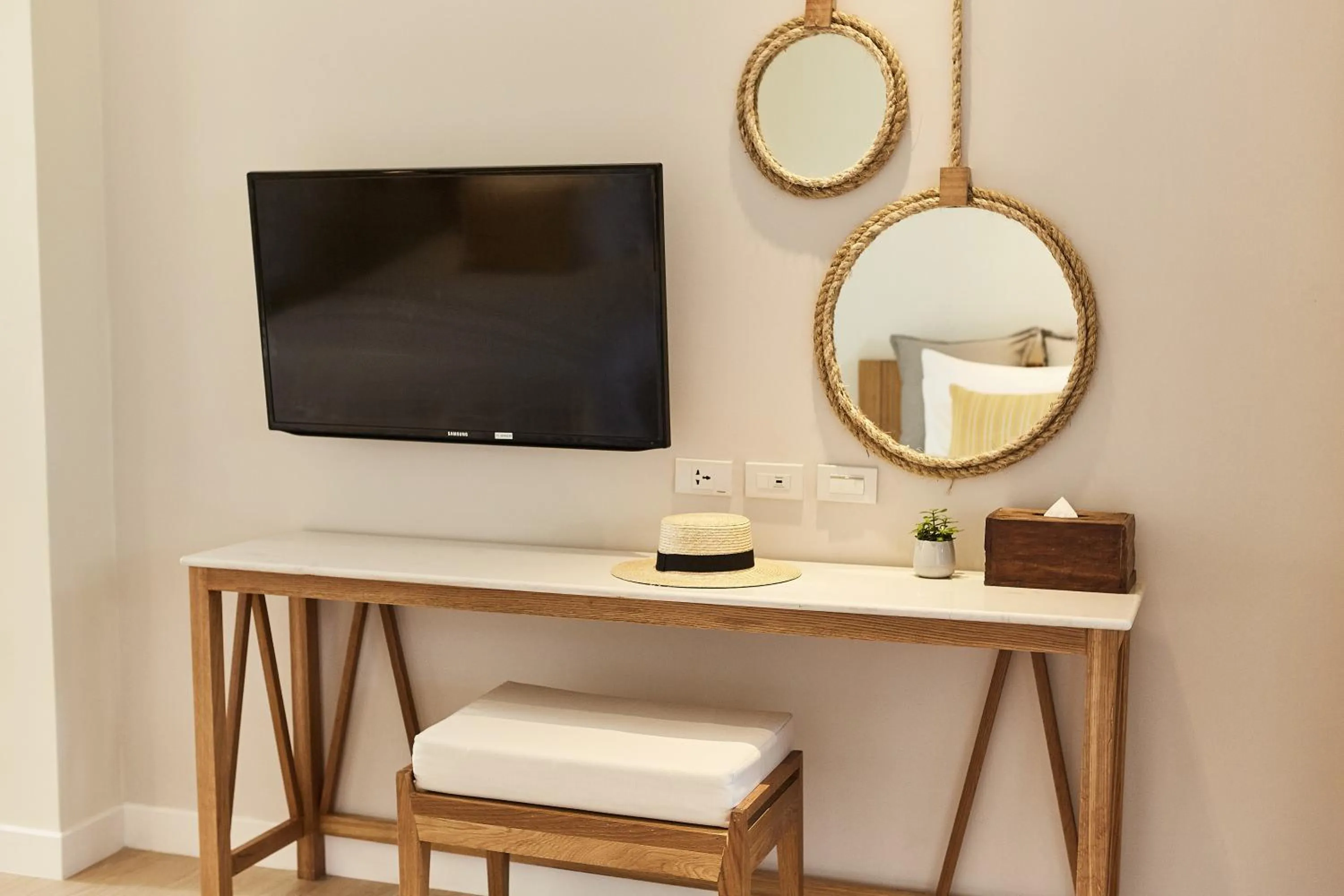 TV and multimedia in Bandara Spa Resort & Pool Villas, Samui