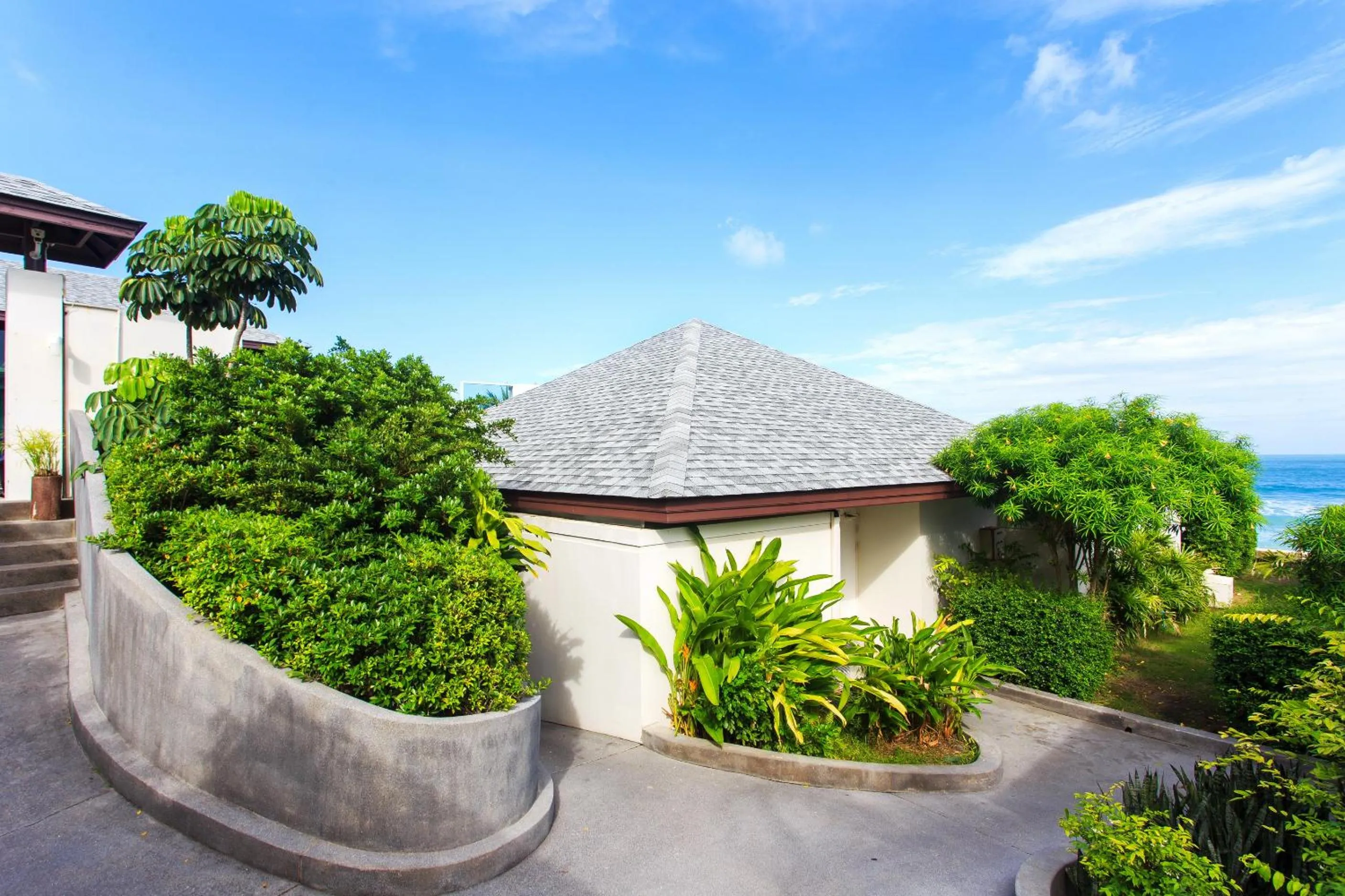 Garden view in Samui Resotel Beach Resort