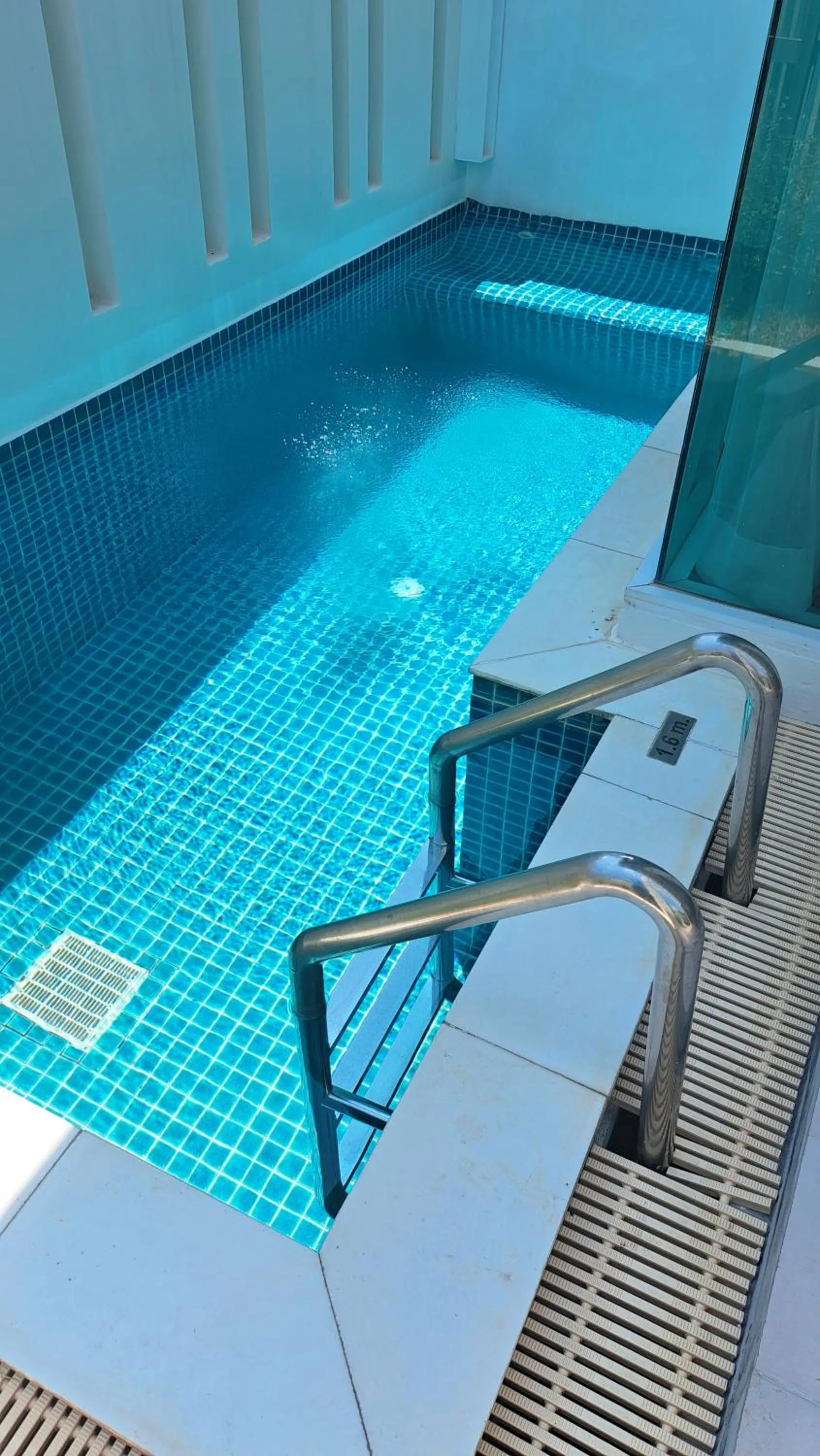 Swimming pool in Samui Resotel Beach Resort