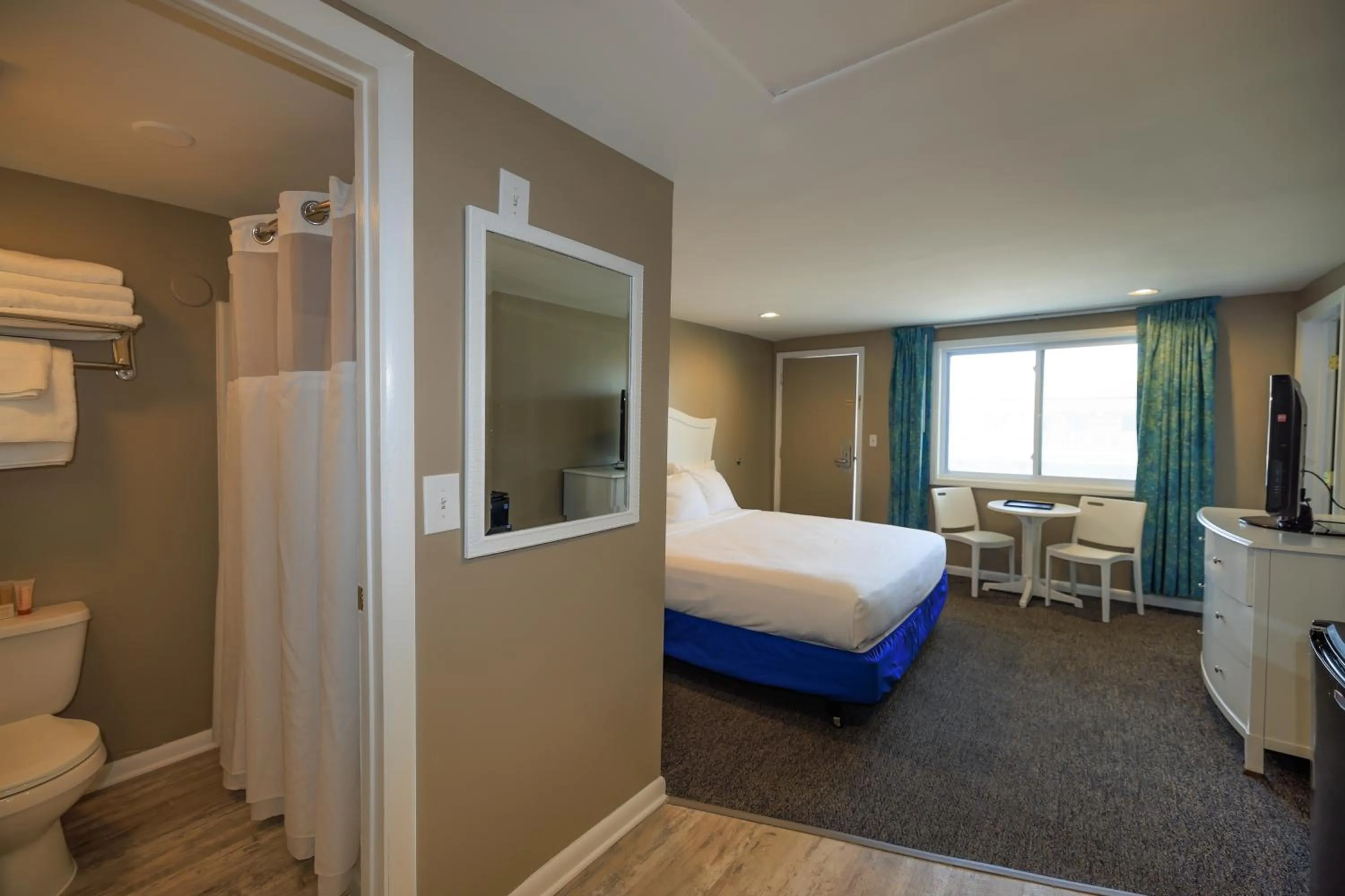 Bed in The White Sands Resort and Spa