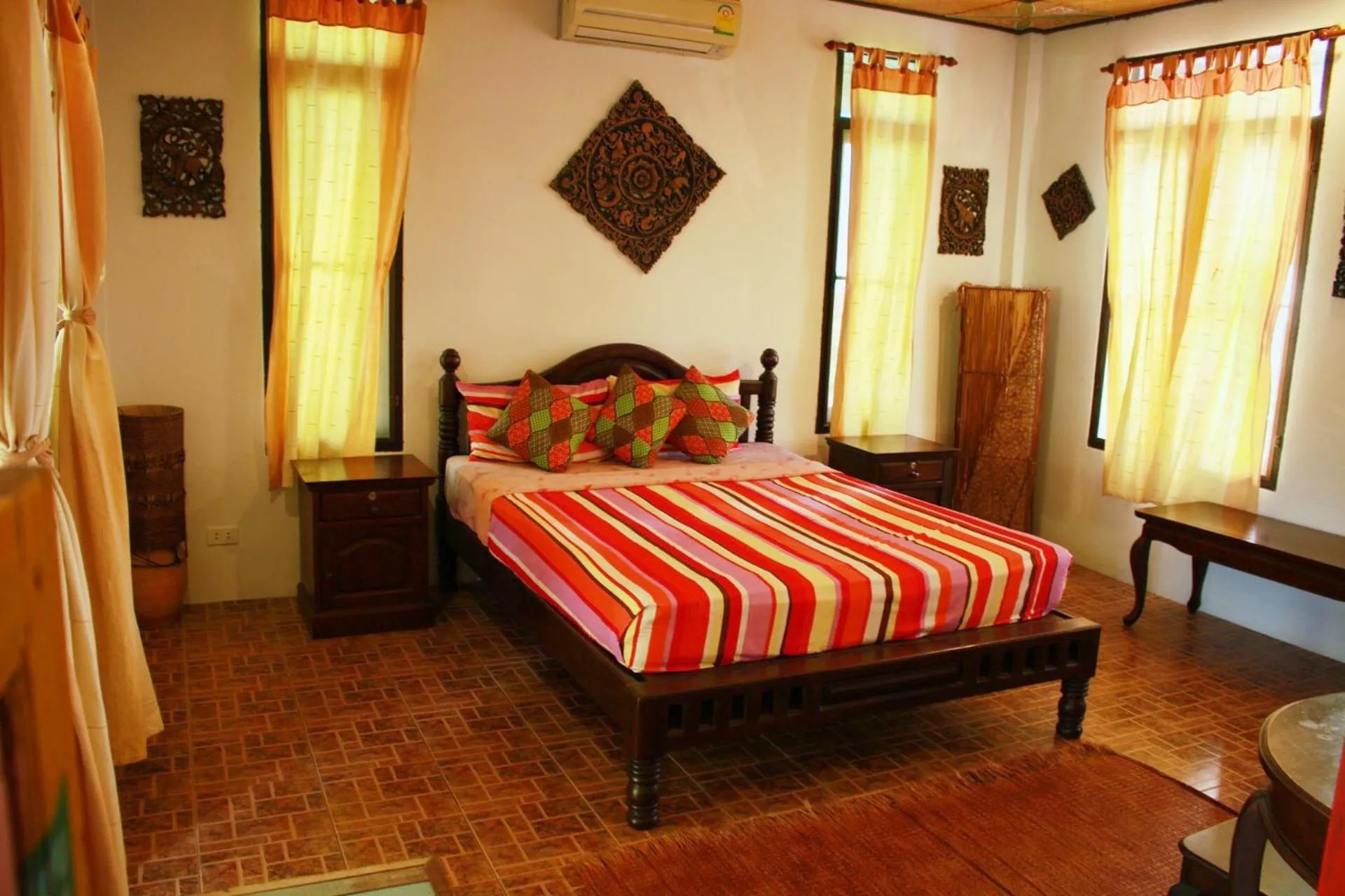 Bed in Varinda Resort