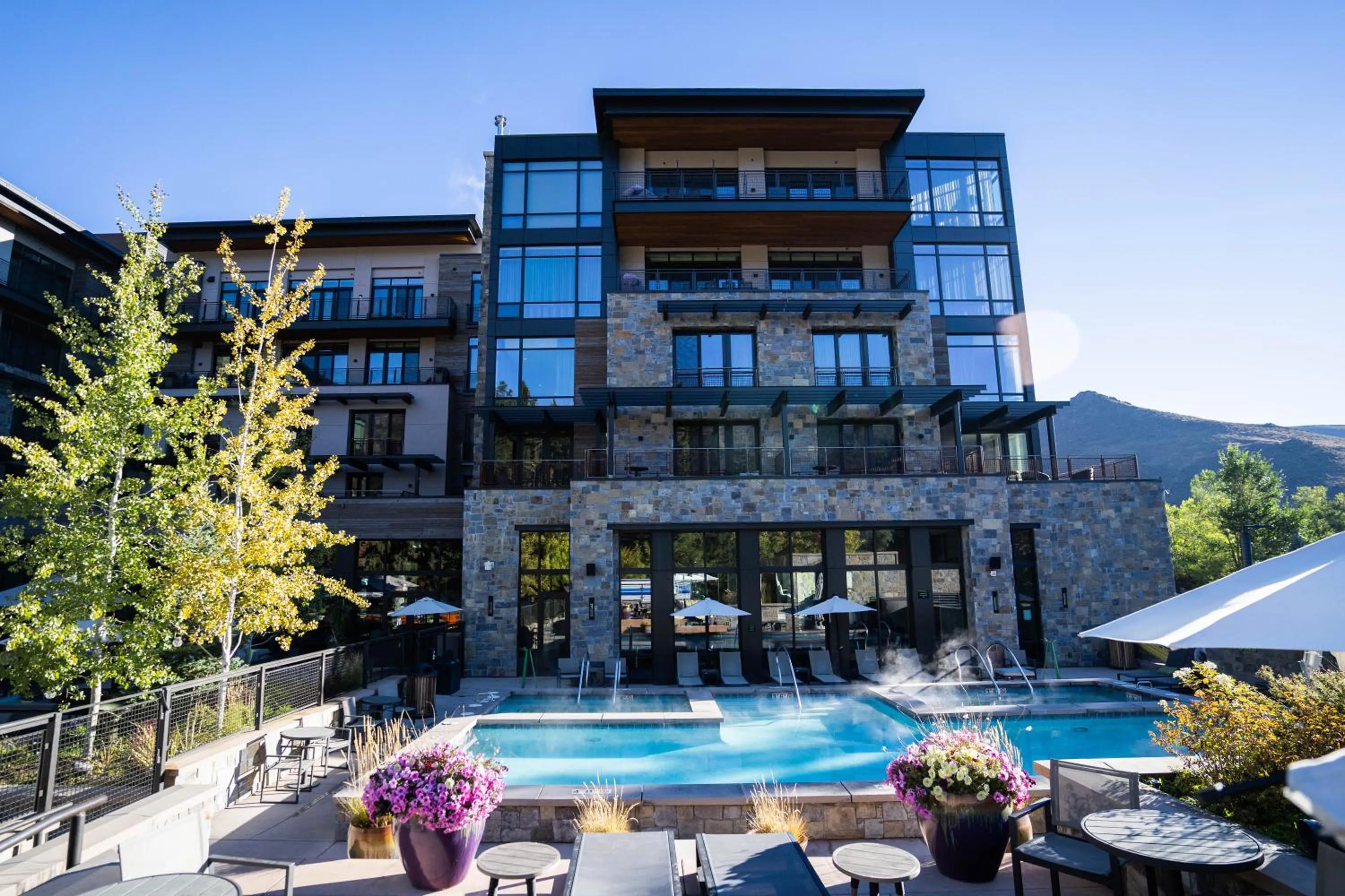 Mountain view in Limelight Hotel Ketchum