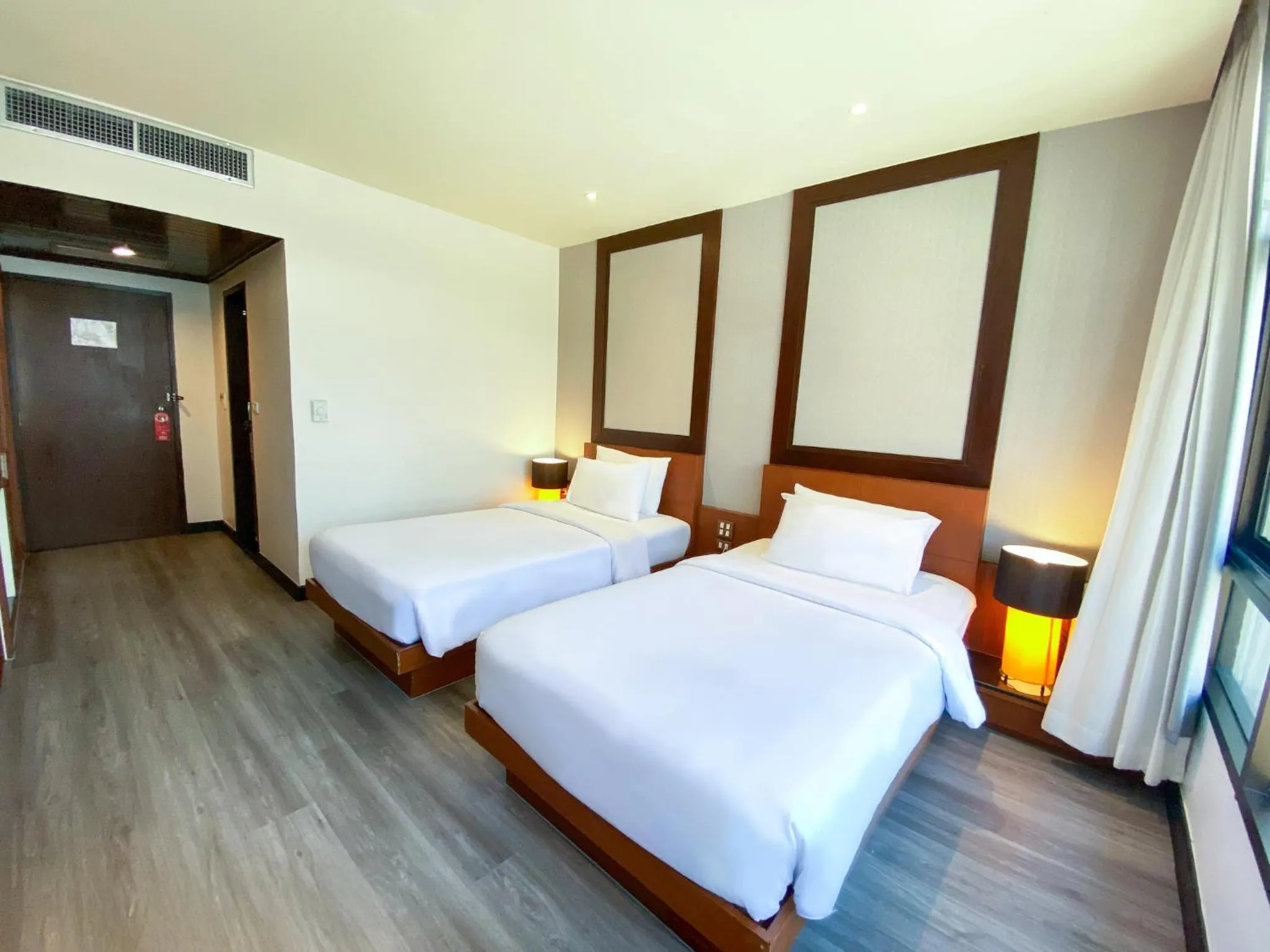 Bedroom, Bed in Pinnacle Lumpini Park Hotel