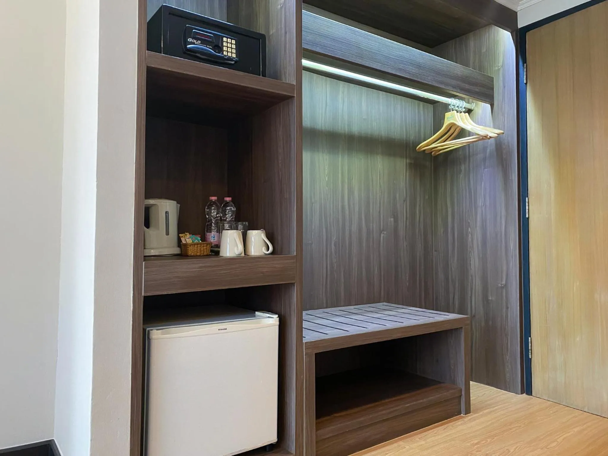 Living room in Pinnacle Lumpini Park Hotel