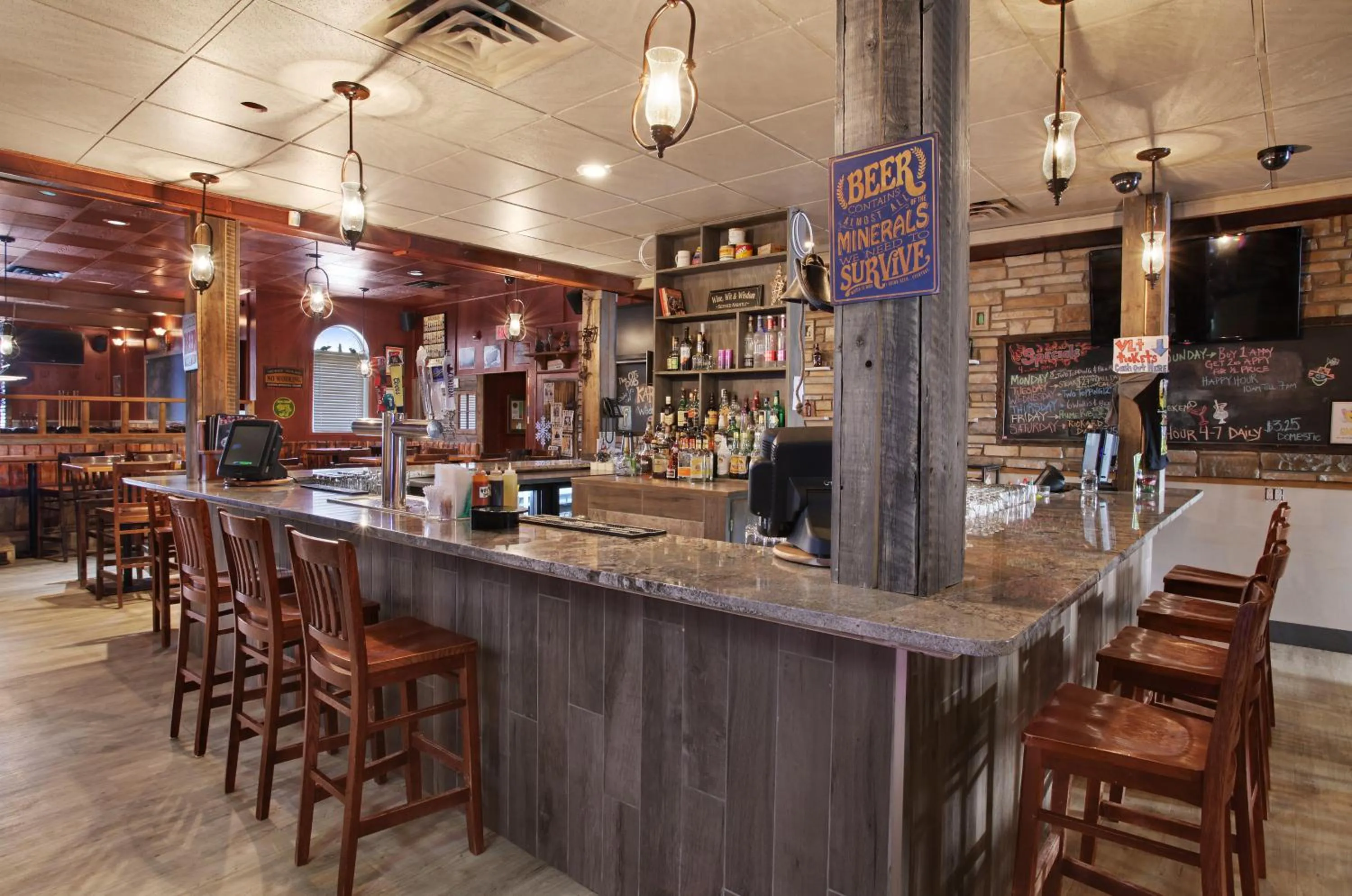 Lounge or bar in Guest House Inn & Suites