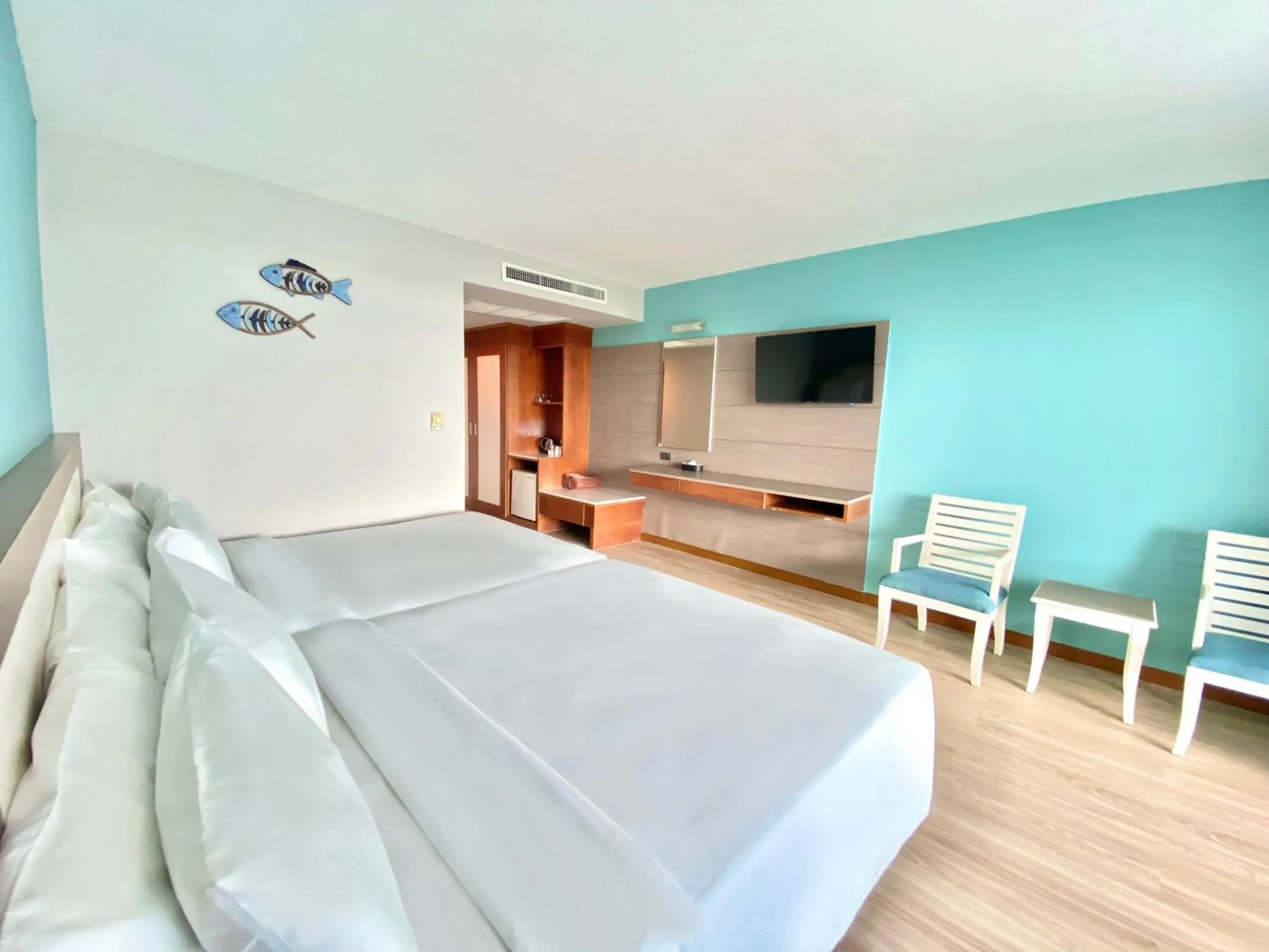 Bedroom, Bed in Pinnacle Grand Jomtien Resort and Beach Club