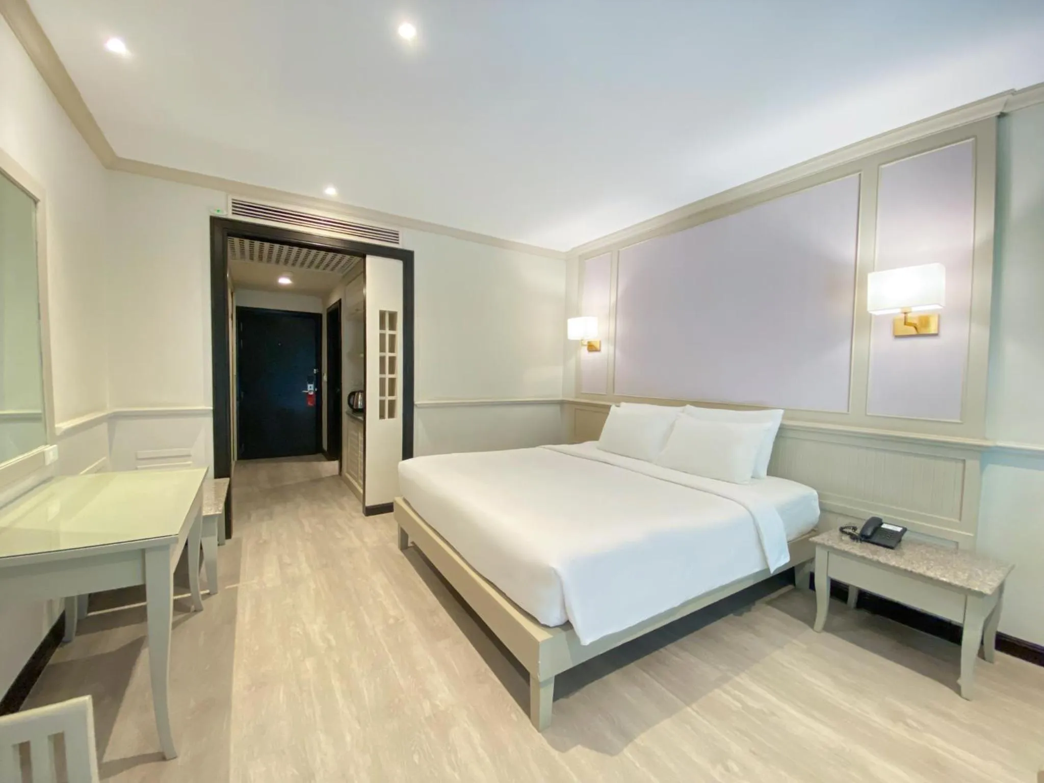 Bedroom, Bed in Pinnacle Grand Jomtien Resort and Beach Club