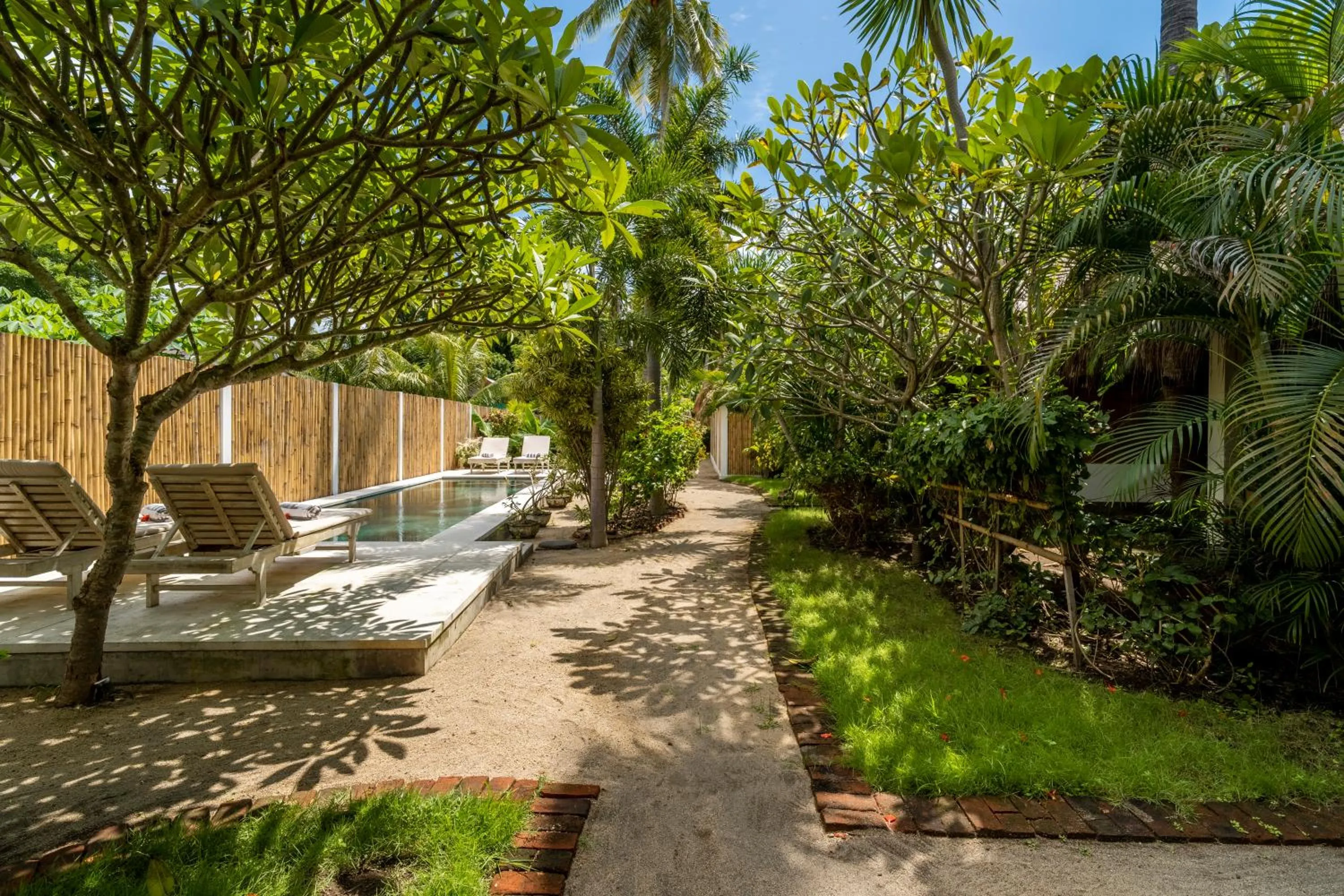 Day in Breathe Villa Meno