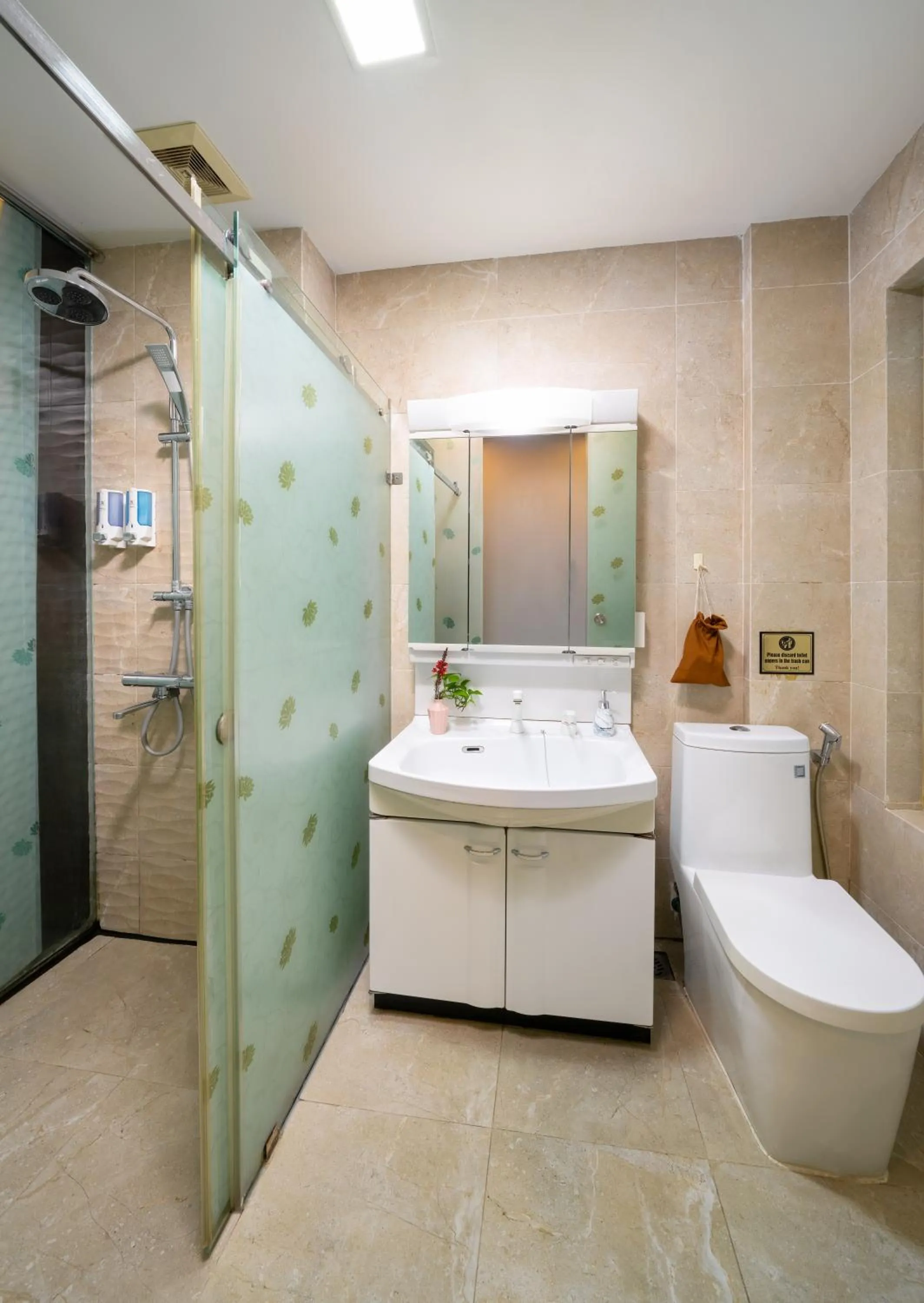 Toilet in Bella Rosa Hotel & Travel