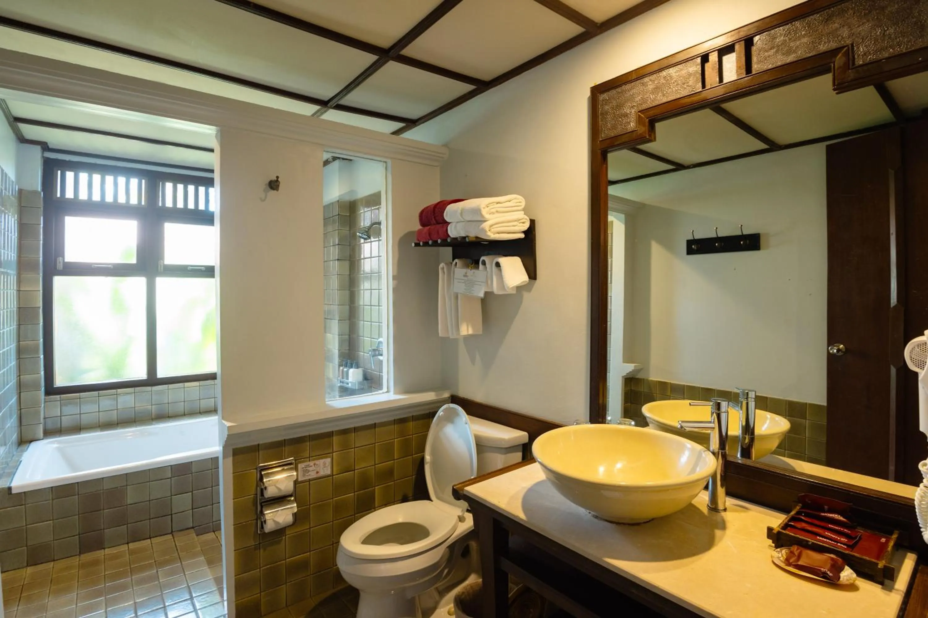 Guests in Khaolak Bhandari Resort & Spa