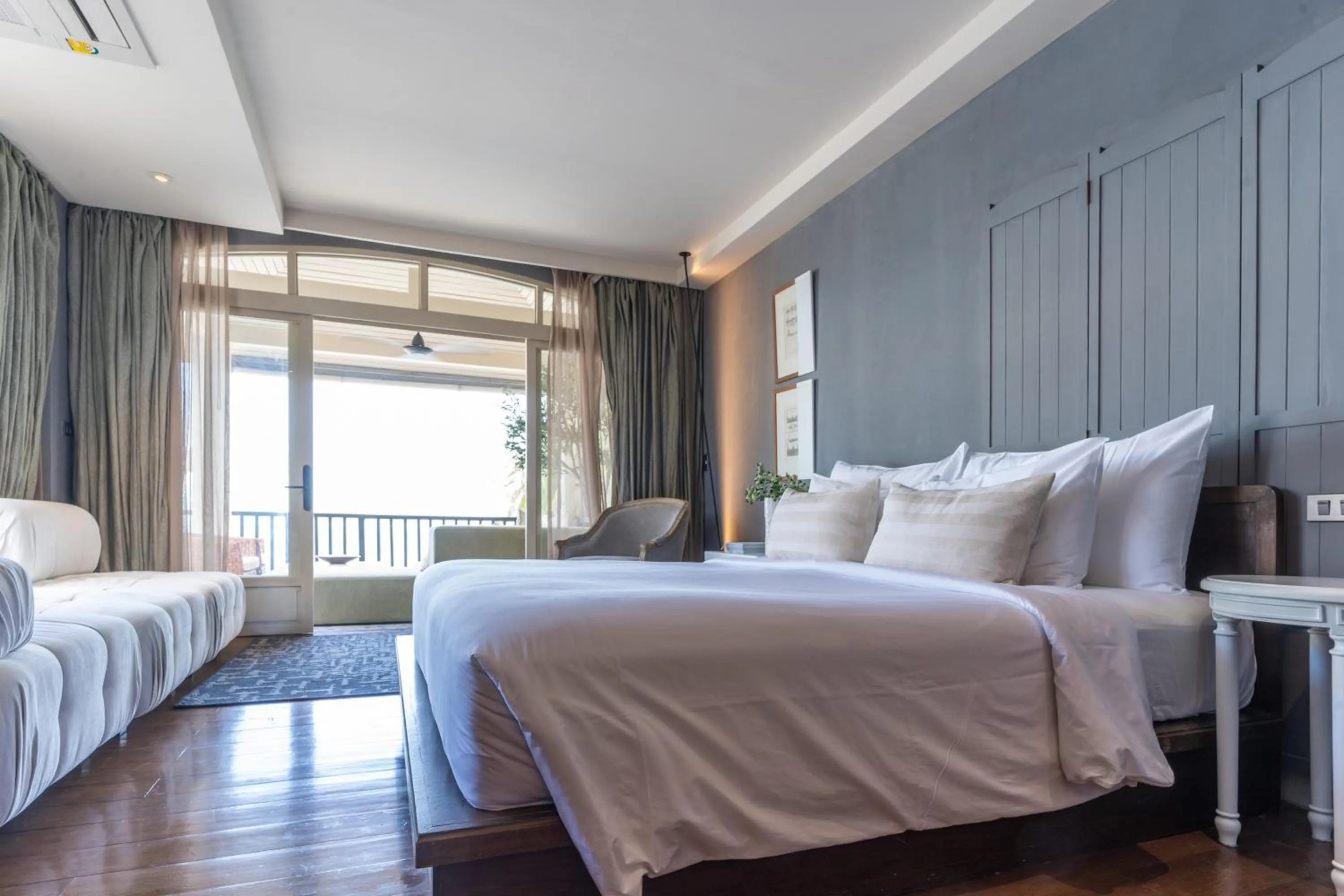 Photo of the whole room, Bed in B House Samui