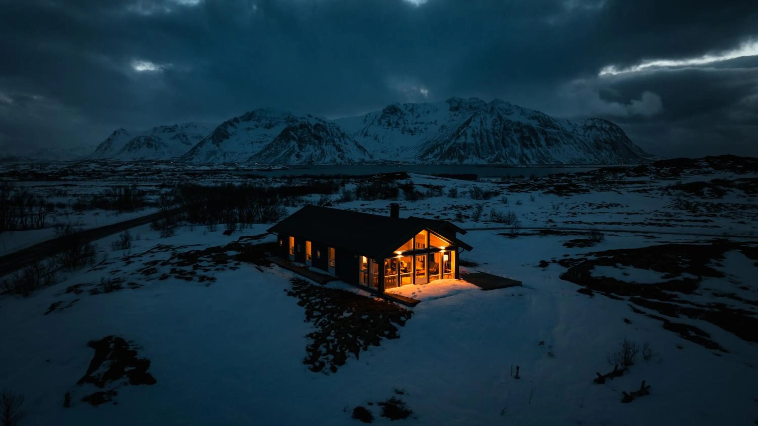 Night in Lofoten Links Lodges