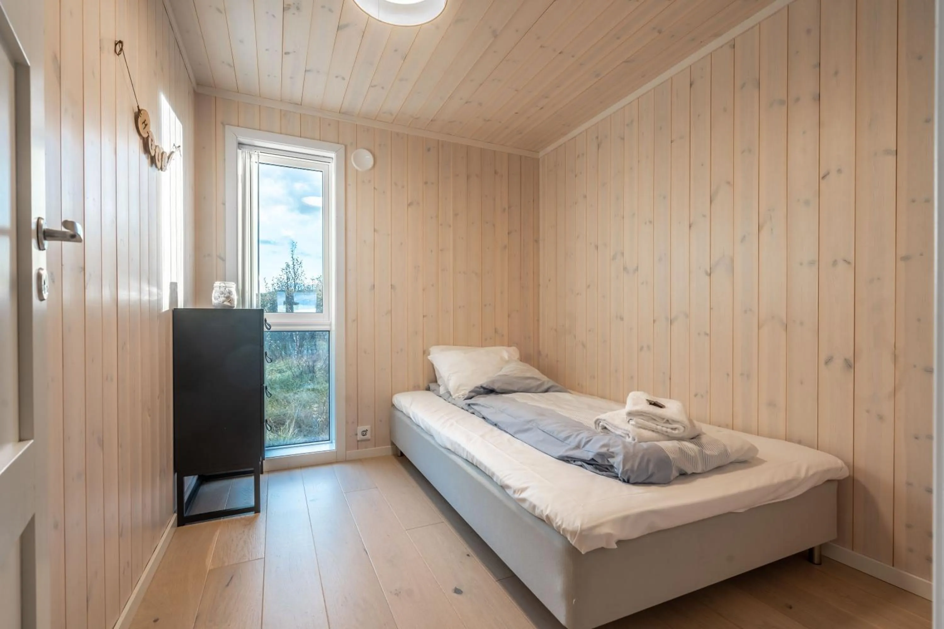 Bedroom, Bed in Lofoten Links Lodges