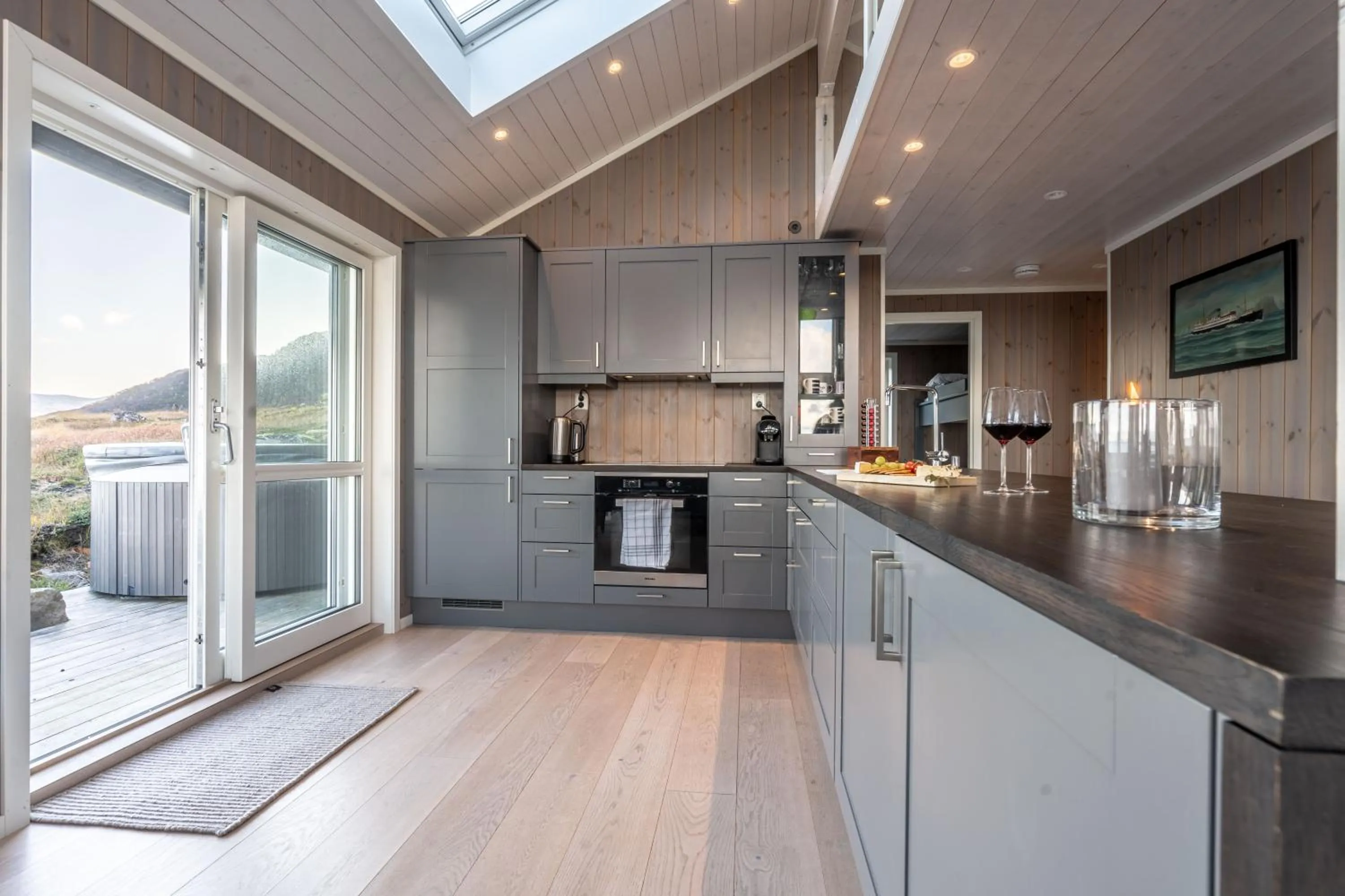 Kitchen or kitchenette in Lofoten Links Lodges