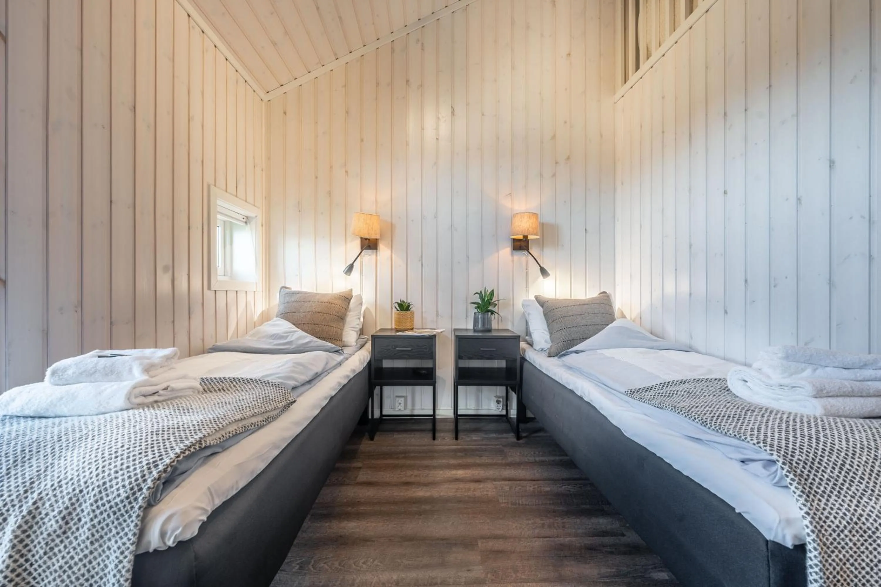 Bed in Lofoten Links Lodges